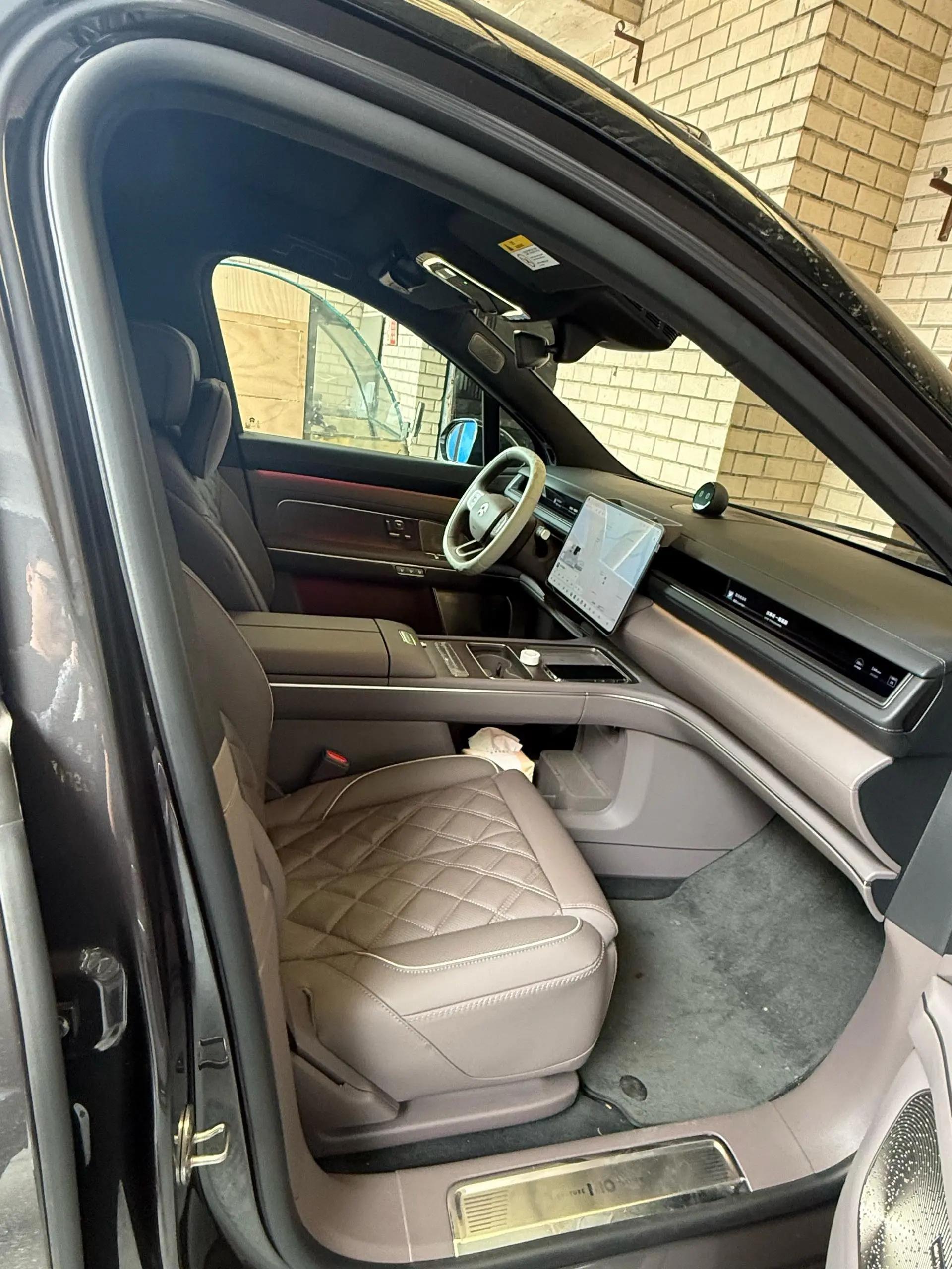 NIO 2026 ES8 6-seat executive signature version automatic gear 7