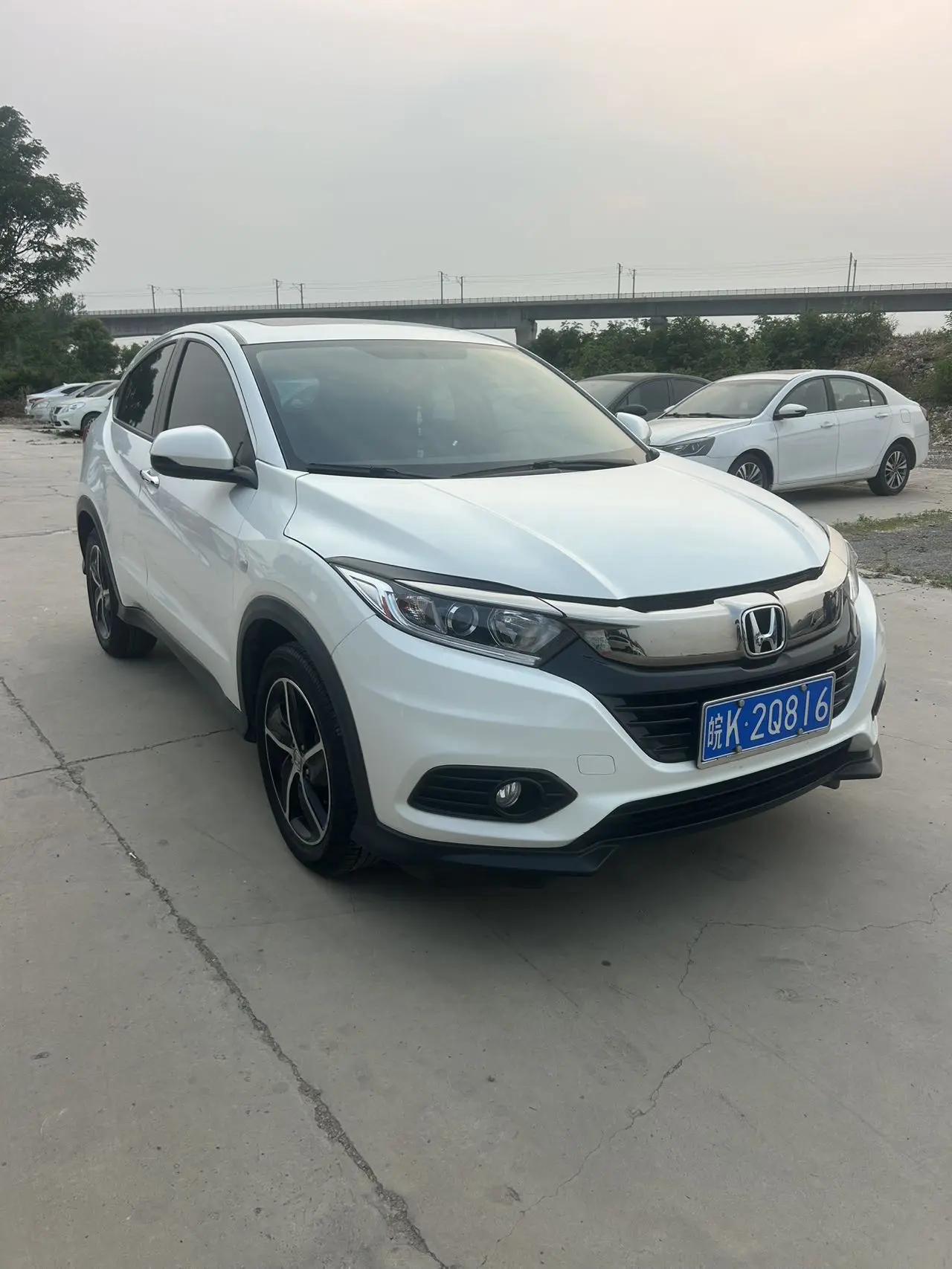 Vezel 2020 1.5L CVT Pioneer Edition 3