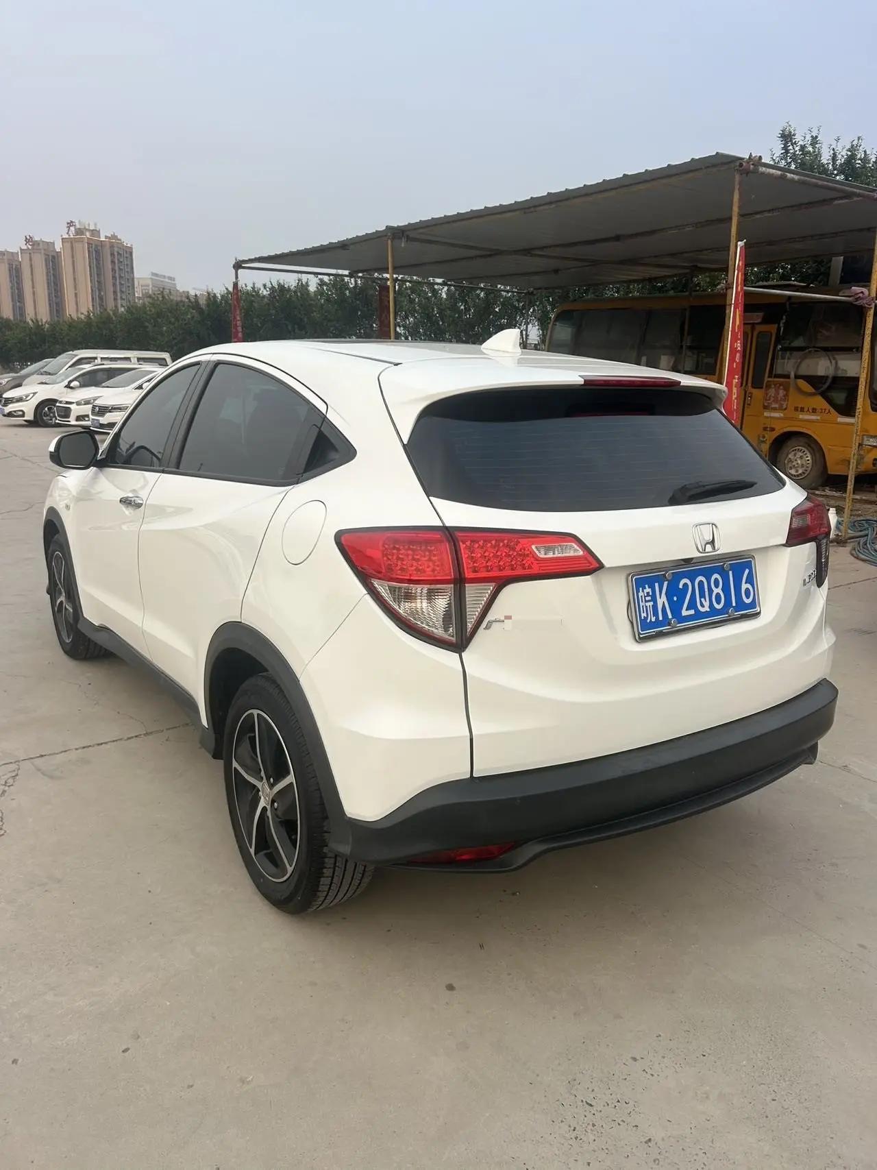 Vezel 2020 1.5L CVT Pioneer Edition 5