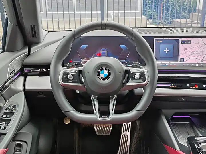 BMW 5 Series 2024 525Li M Sports Suit 21
