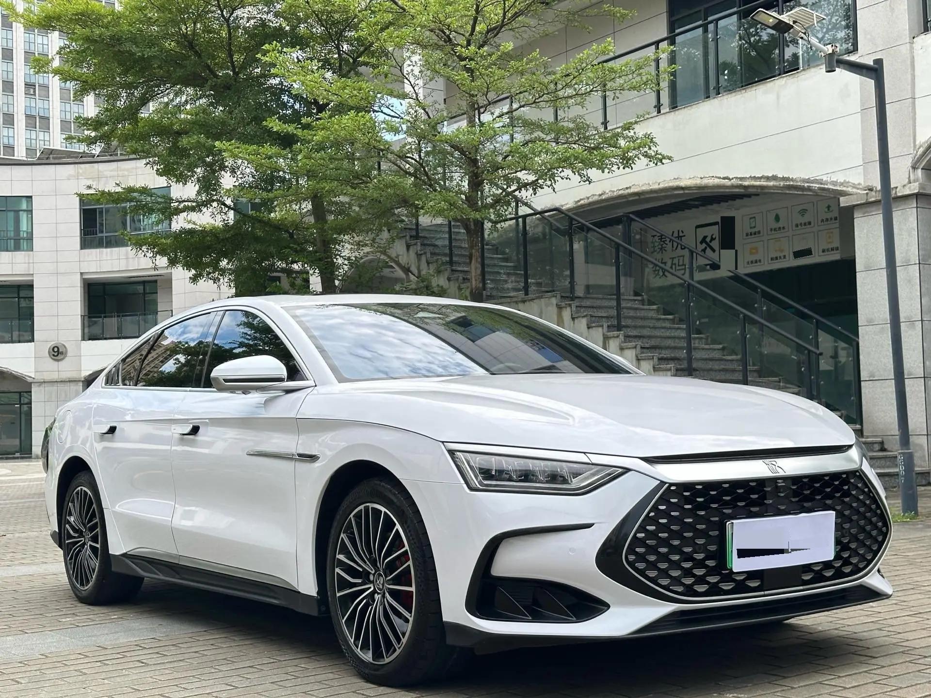 Han 2022 DM-i 121KM honorable model 3