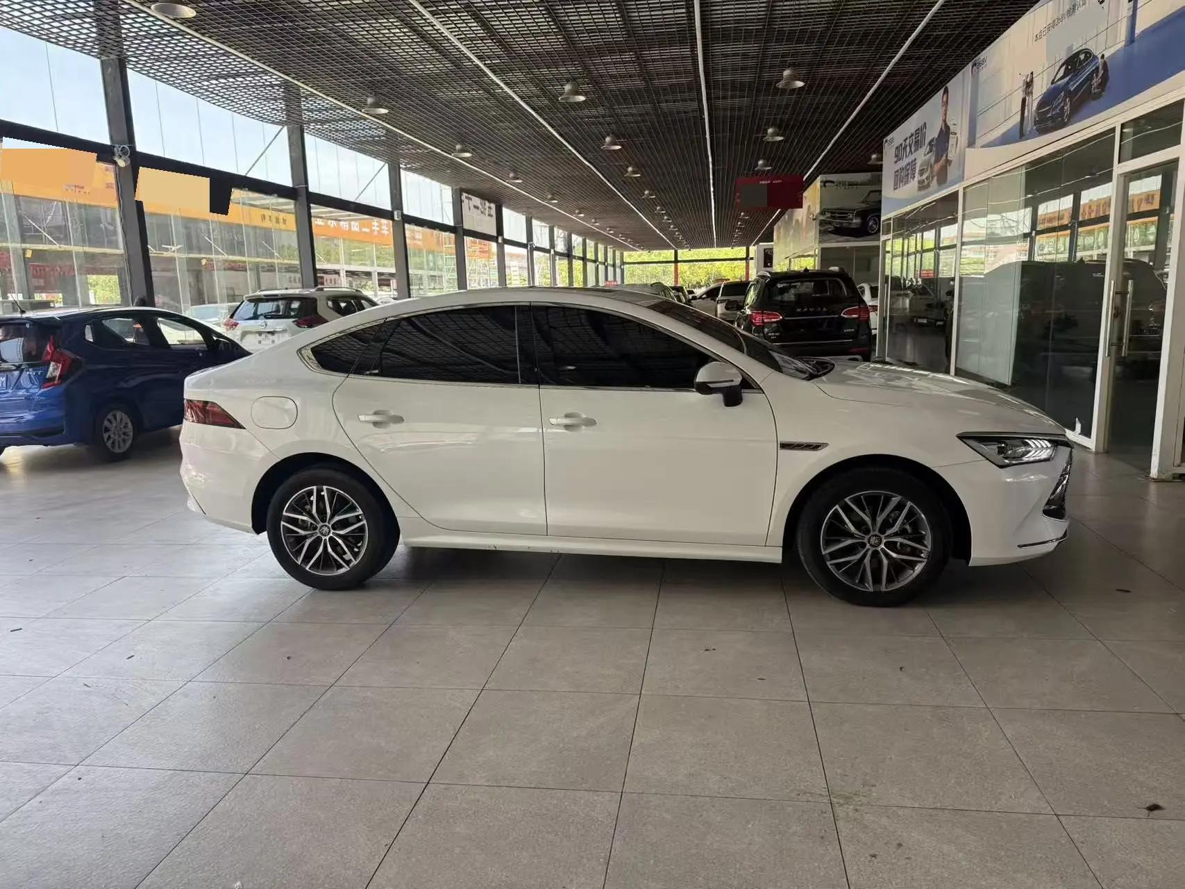 BYD 2023 Qin PLUS DM-i 1.5 stepless champion version Exceed 120KM automatic gear 6