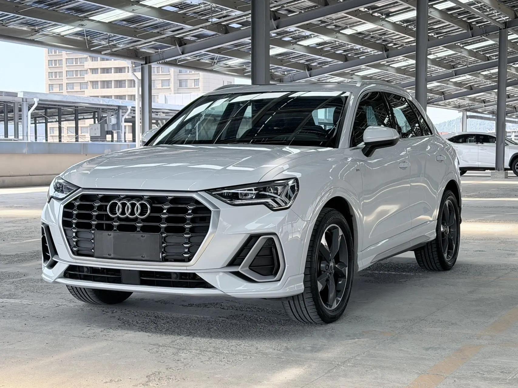 Audi Q3 2022 model 35 TFSI Fashion Dynamic Edition