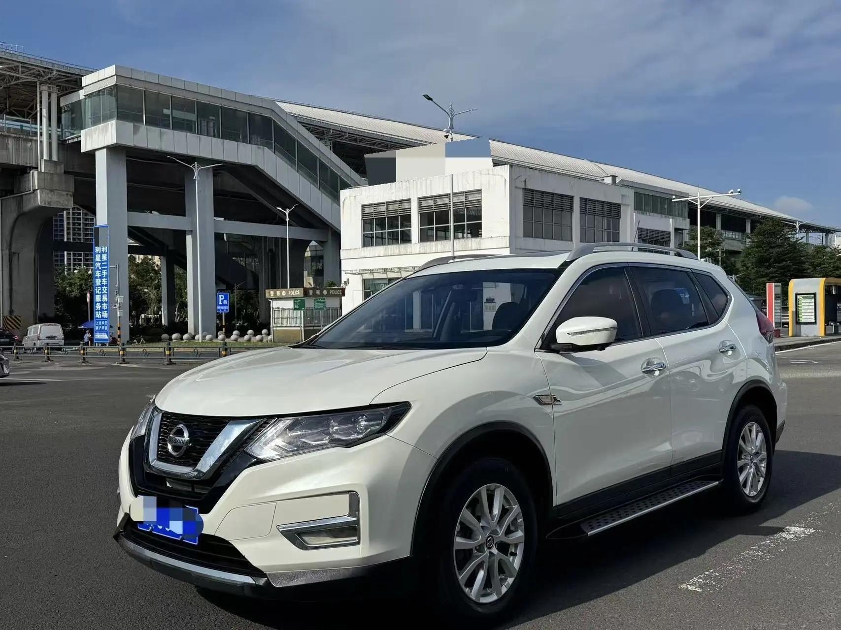X-Trail 2021 2.0L CVT 2WD XL ITS Comfort Commemorative Edition
