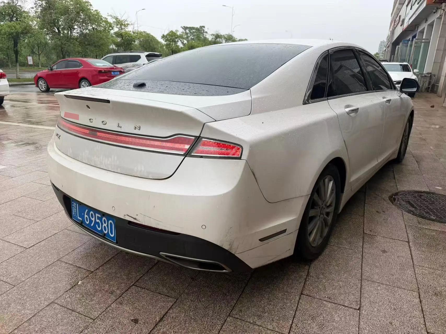 Lincoln MKZ 2020 2.0T Premium Edition 6