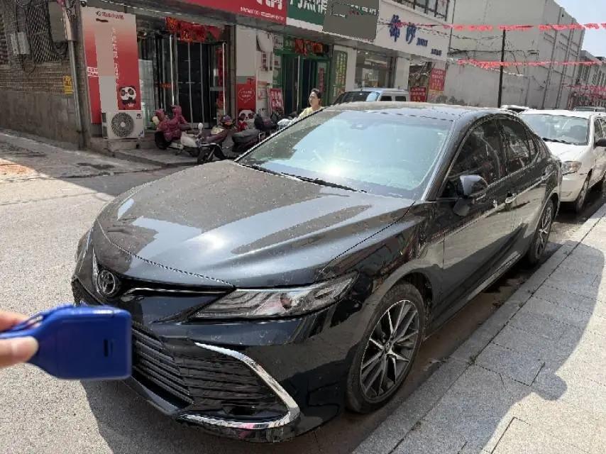 Camry 2021 2.5G Deluxe Edition