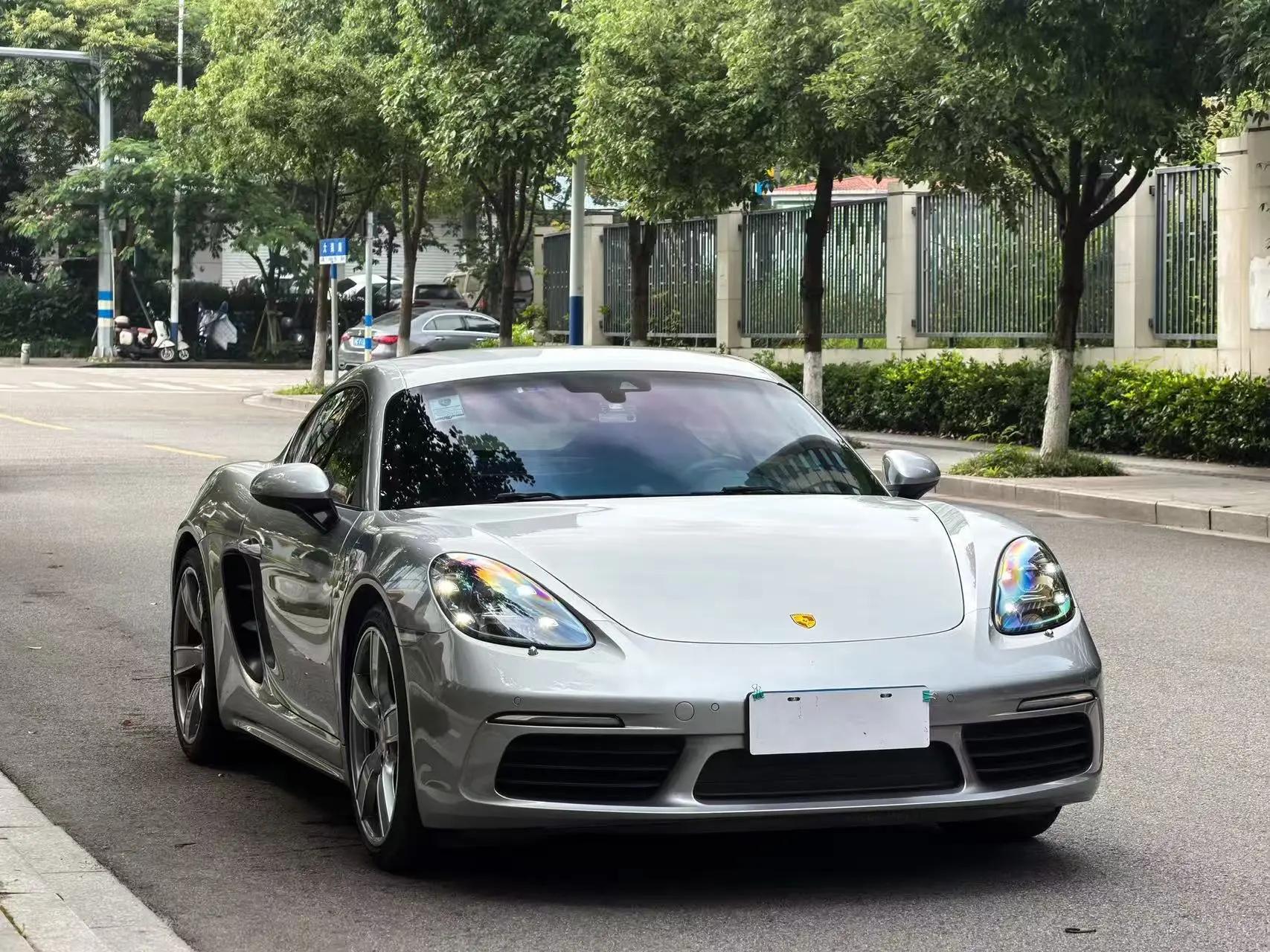Porsche 718 2022 Cayman 2.0T 3