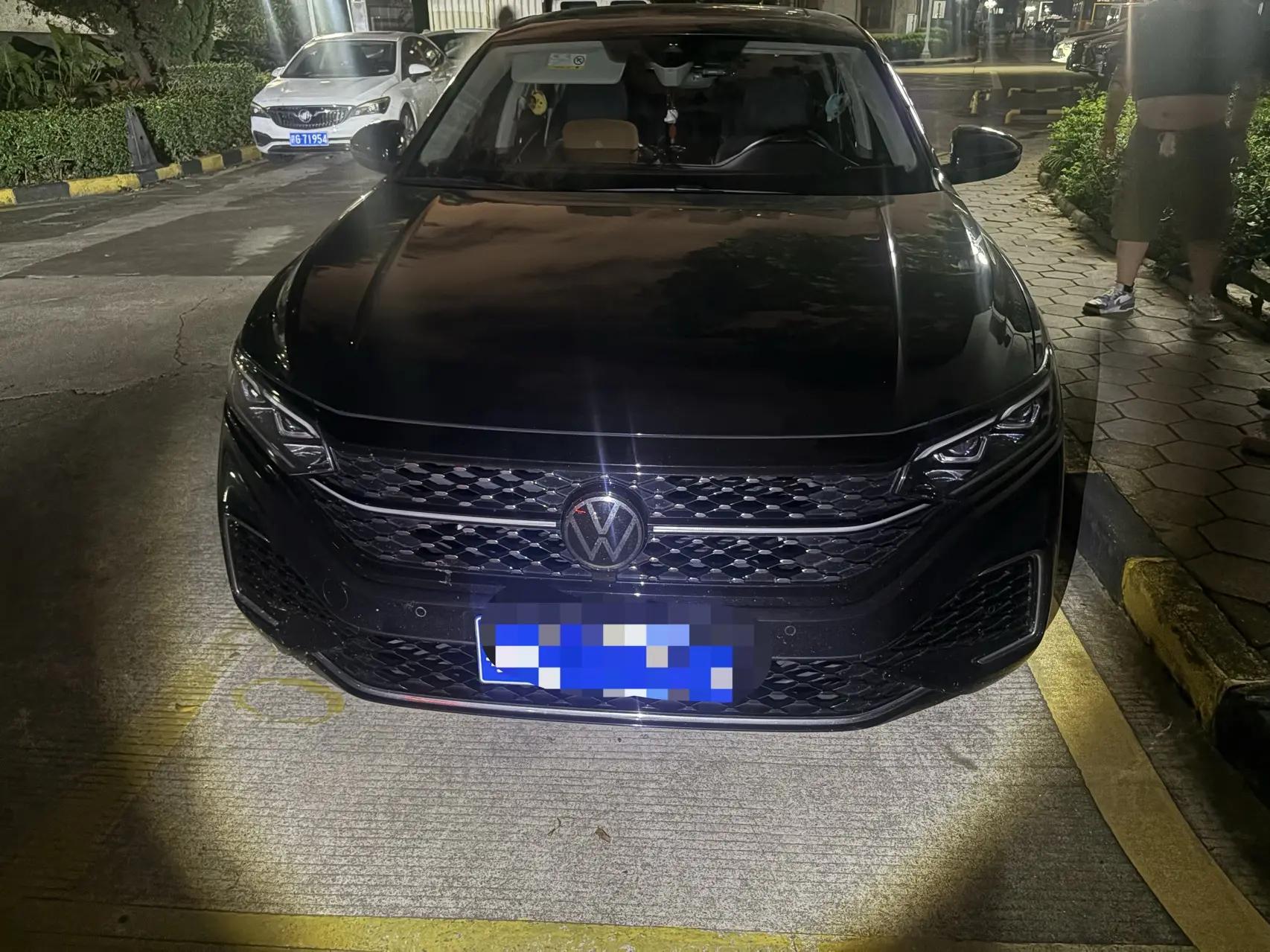 Passat 2022 330TSI Star Deluxe Edition 2
