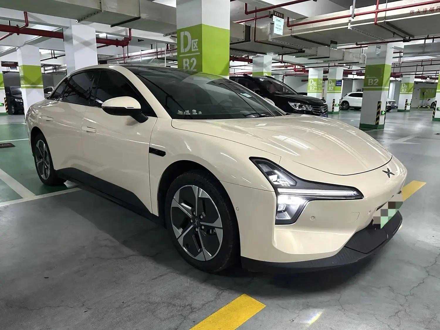 Xpeng MONA M03 2025 160kW basic model 2
