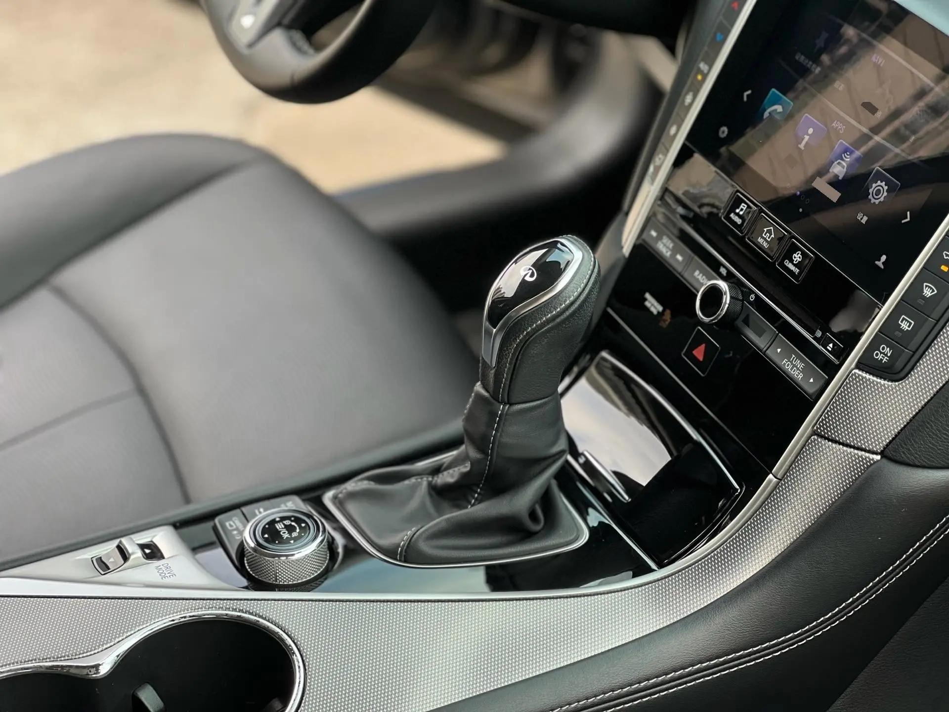 Infiniti Q50L 2018 2.0T Enjoying Edition Country V 8