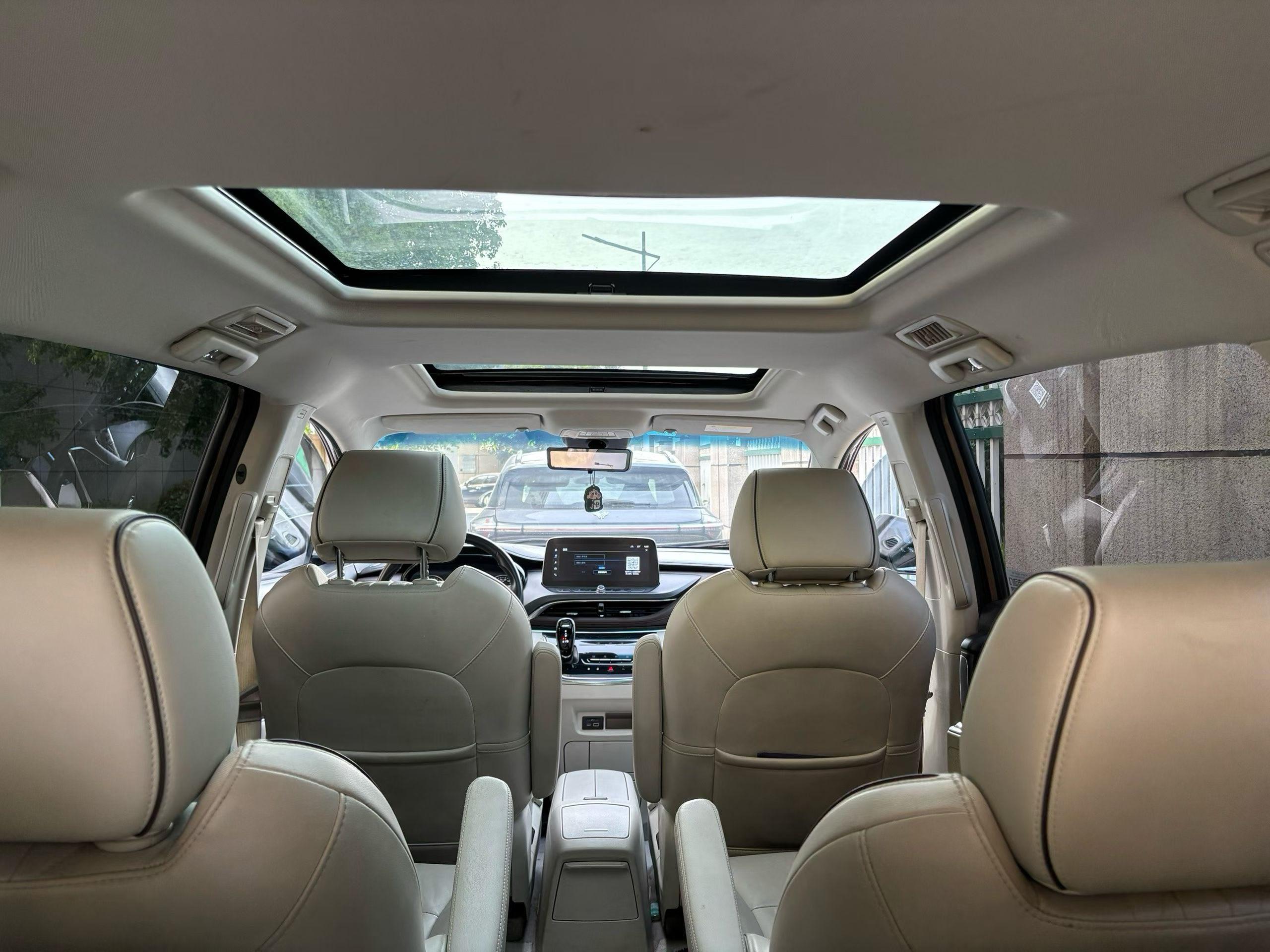 Buick GL8 2022 Land Business Class 652T Honorable Model 6