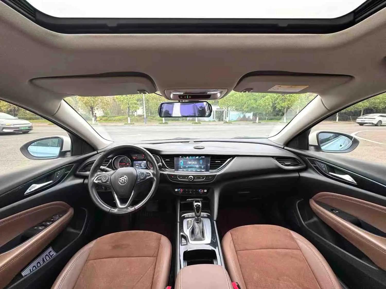 Regal 2019 20T Elite National V 7