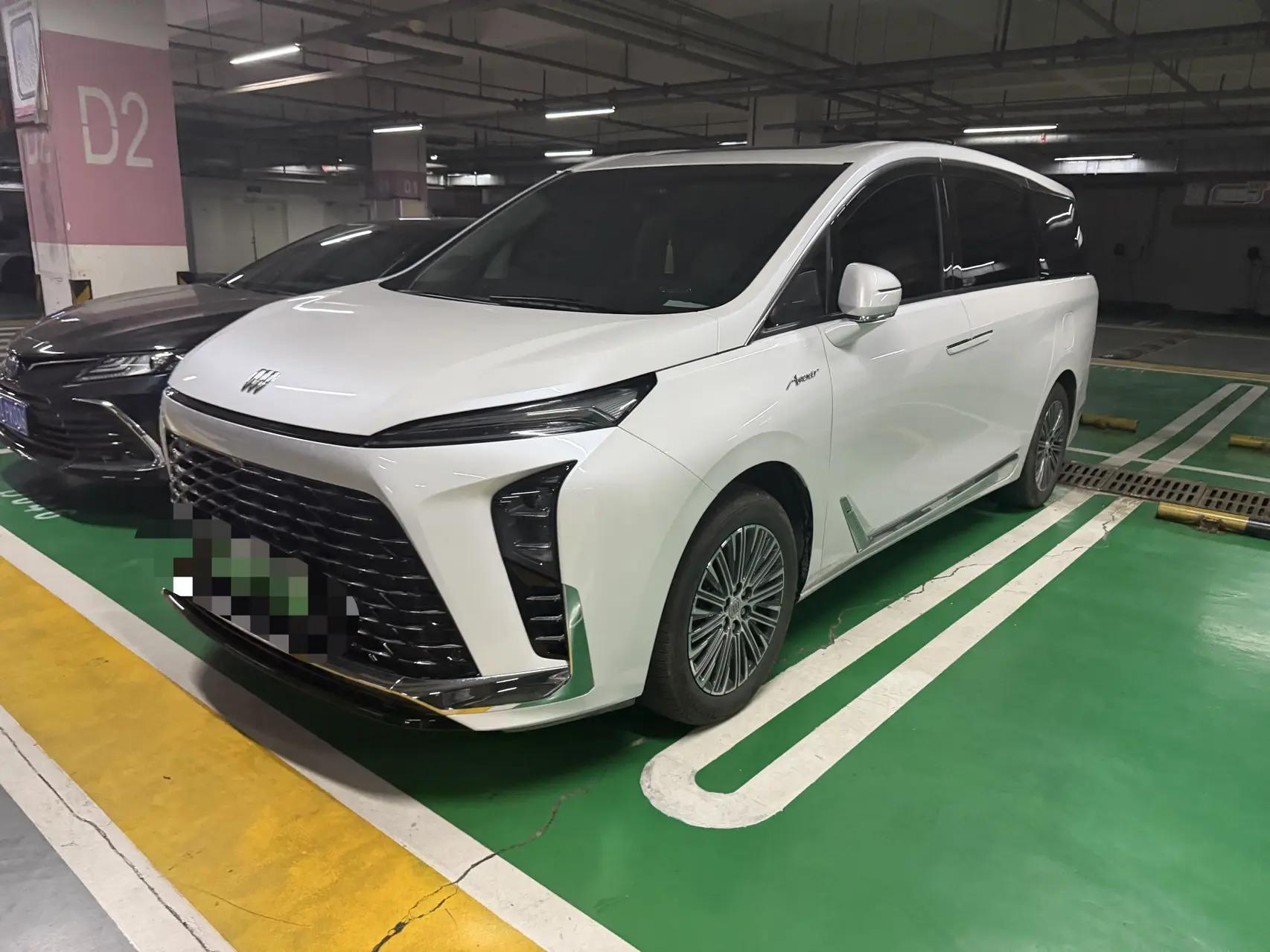 Buick GL8 New Energy 2024 Lu Zun Exclusive Edition 7