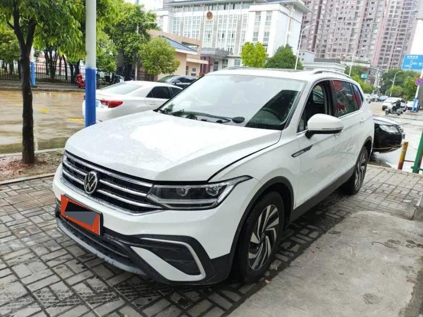 Volkswagen 2023 Tiguan L 1.5TSI 300TSI Front-Wheel Drive Smart Enjoyment Edition Automatic