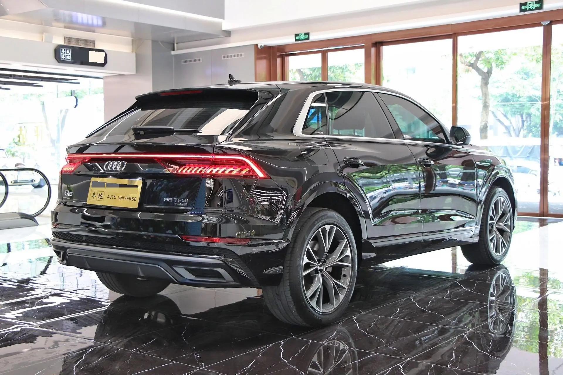 Audi Q8 2022 55 TFSI Deluxe Dynamic 4