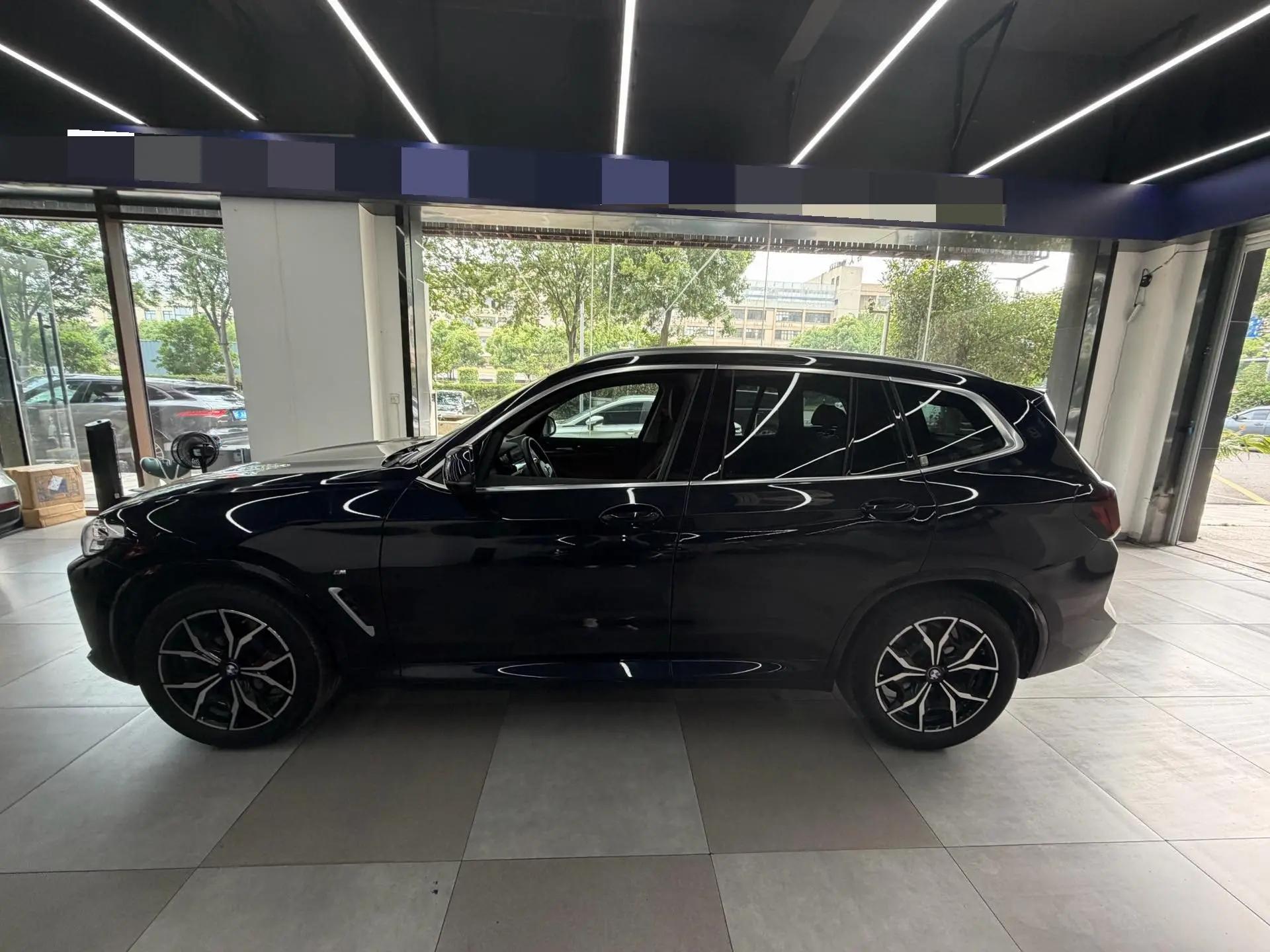 BMW 2023 X3 xDrive25i 2.0T M Sport Package Automatic 3