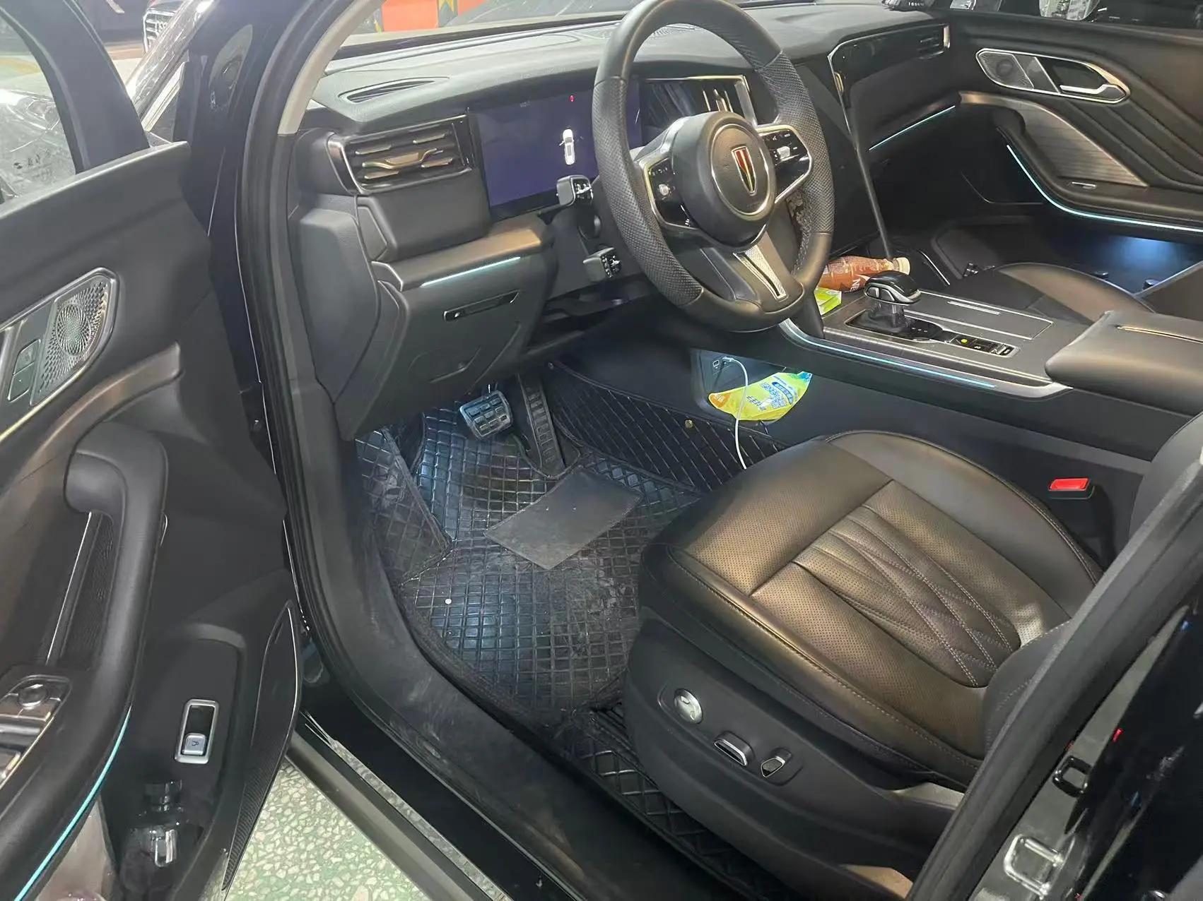 HongQi 2025 HS5 2.0T Two-Drive Flag Enjoy Pro Edition Automatic Gear 4