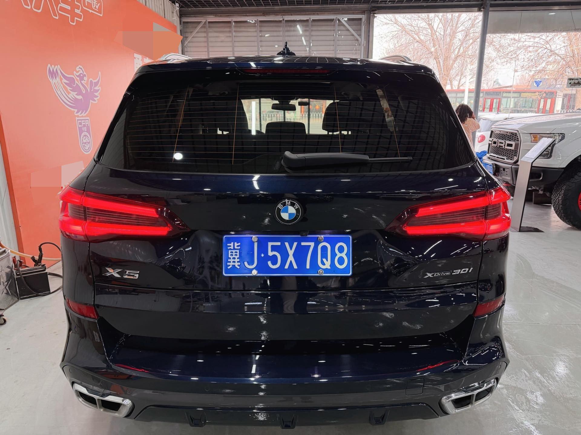 BMW X5 (Imported) 2021 xDrive30i M Sports Suit 4