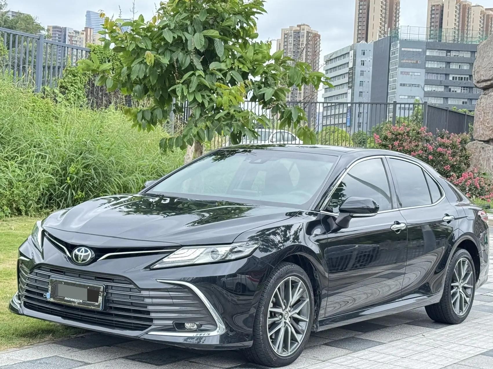Camry 2021 2.5G Deluxe Edition