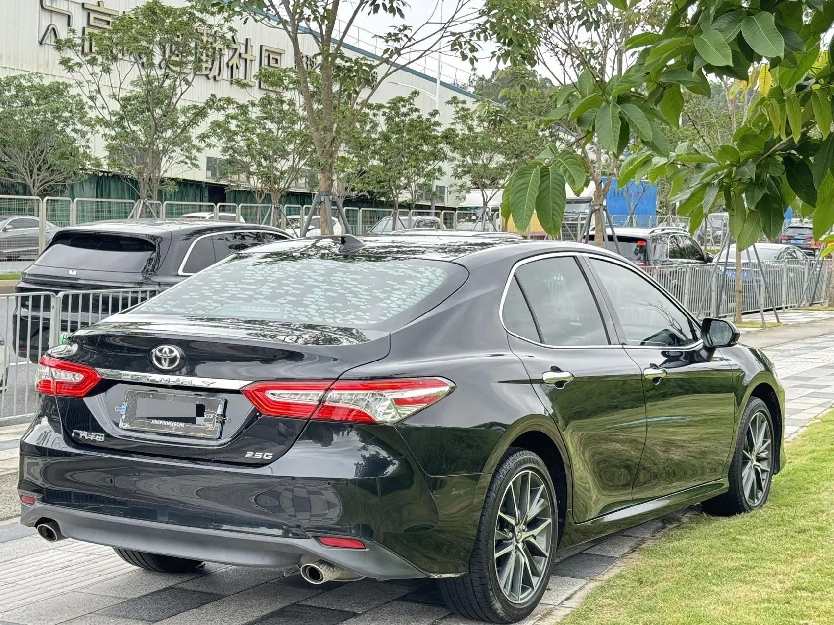 Camry 2021 2.5G Deluxe Edition 7