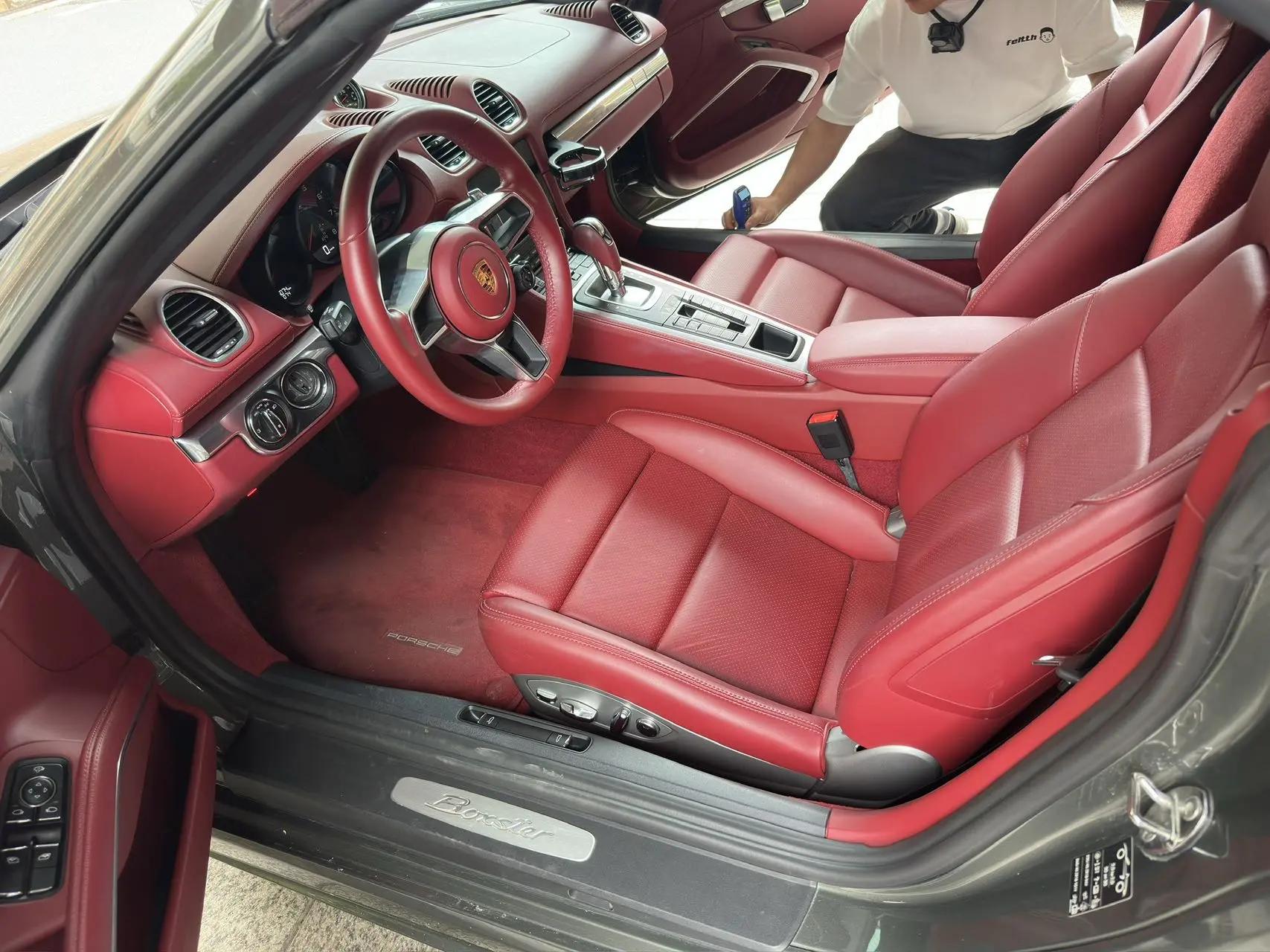 Porsche 718 2022 Boxster 2.0T 3