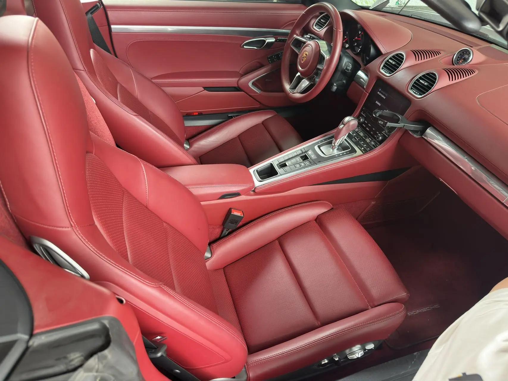 Porsche 718 2022 Boxster 2.0T 4