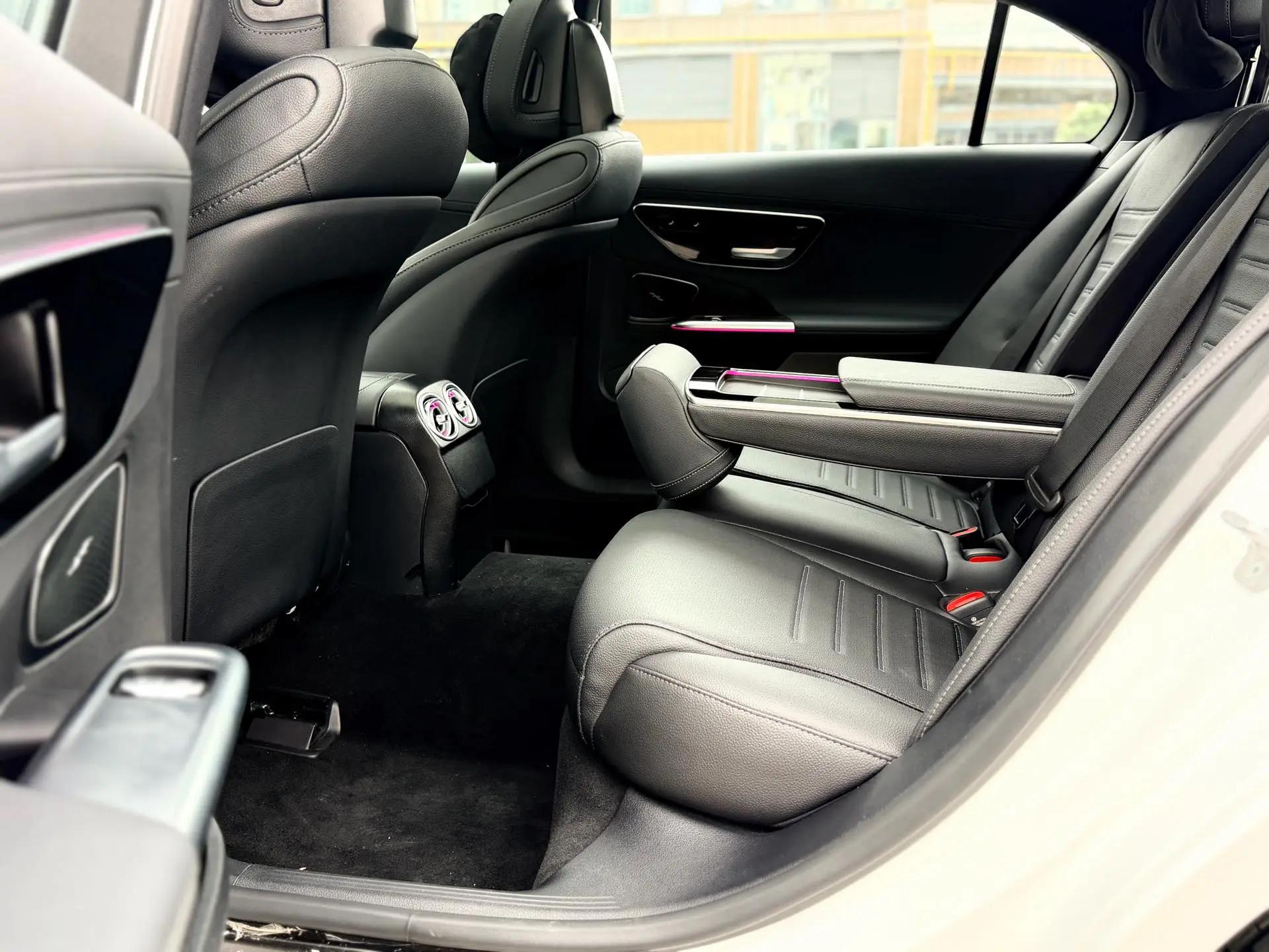 Mercedes Benz C- Class 2025 Model C 260 L 48V 1.5T Nocturnal Sports Edition Automatic 5