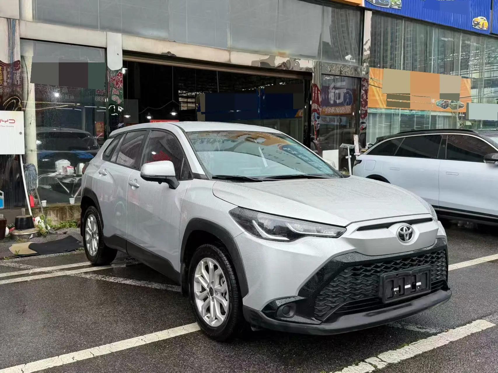 Toyota 2023 model Frontlander 2.0 CVT Elite Edition, automatic transmission 3