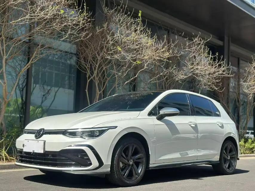 Volkswagen 2023 Golf 8 R-Line 1.4TSI 280TSI Lite Automatic