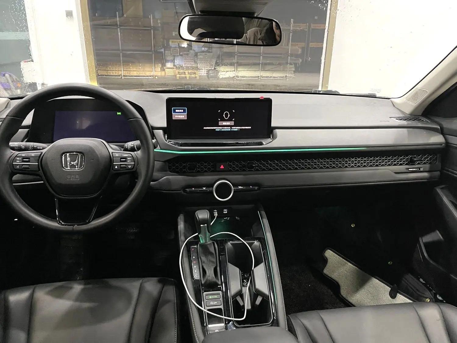 Honda 2025 11th Generation Accord 1.5T Stepless 260TURBO Comfort Edition Automatic Gear 4