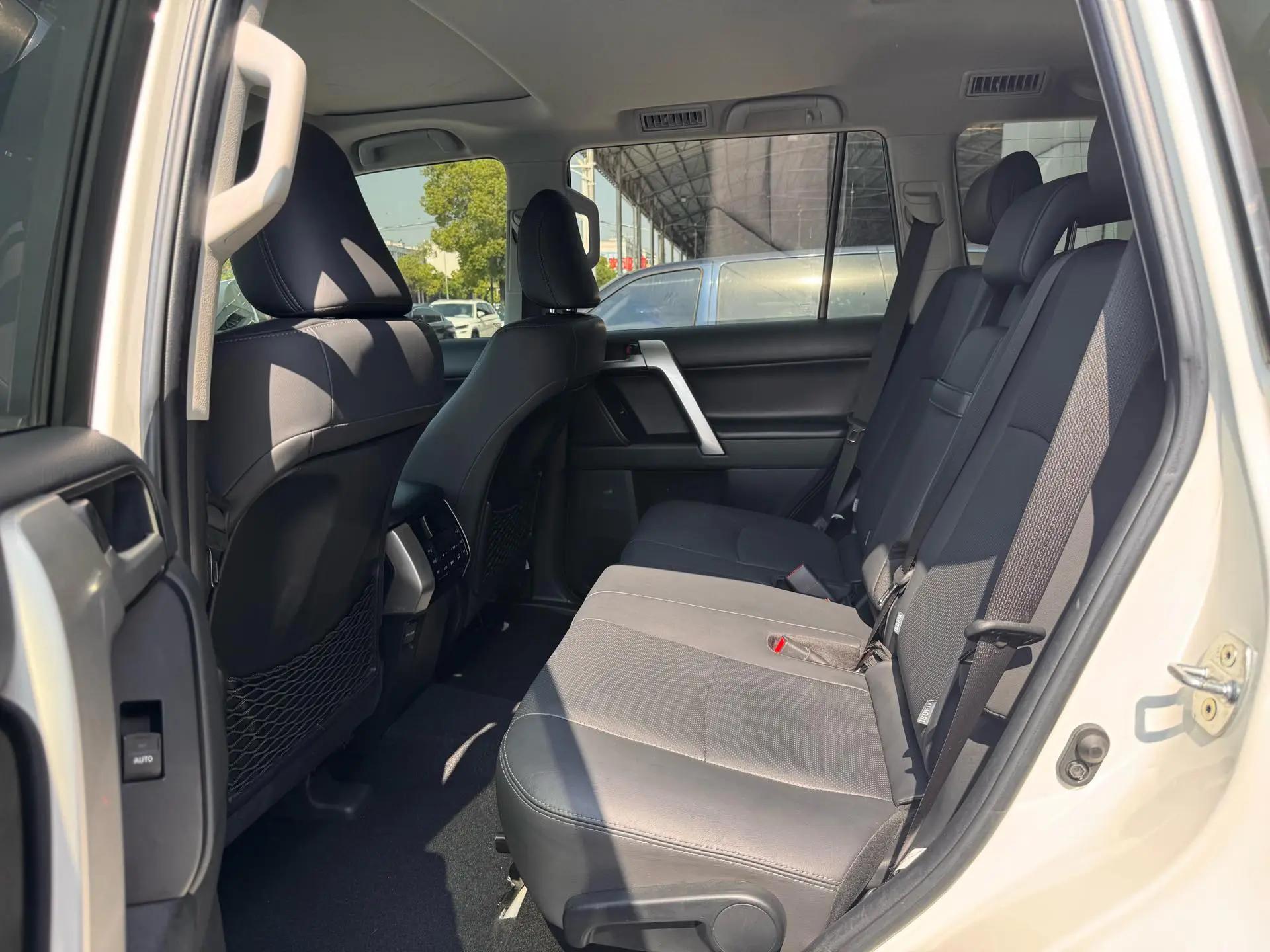 Prado 2019 3.5L Auto TX-L Premium Edition Rear Hanging Spare Tire 5