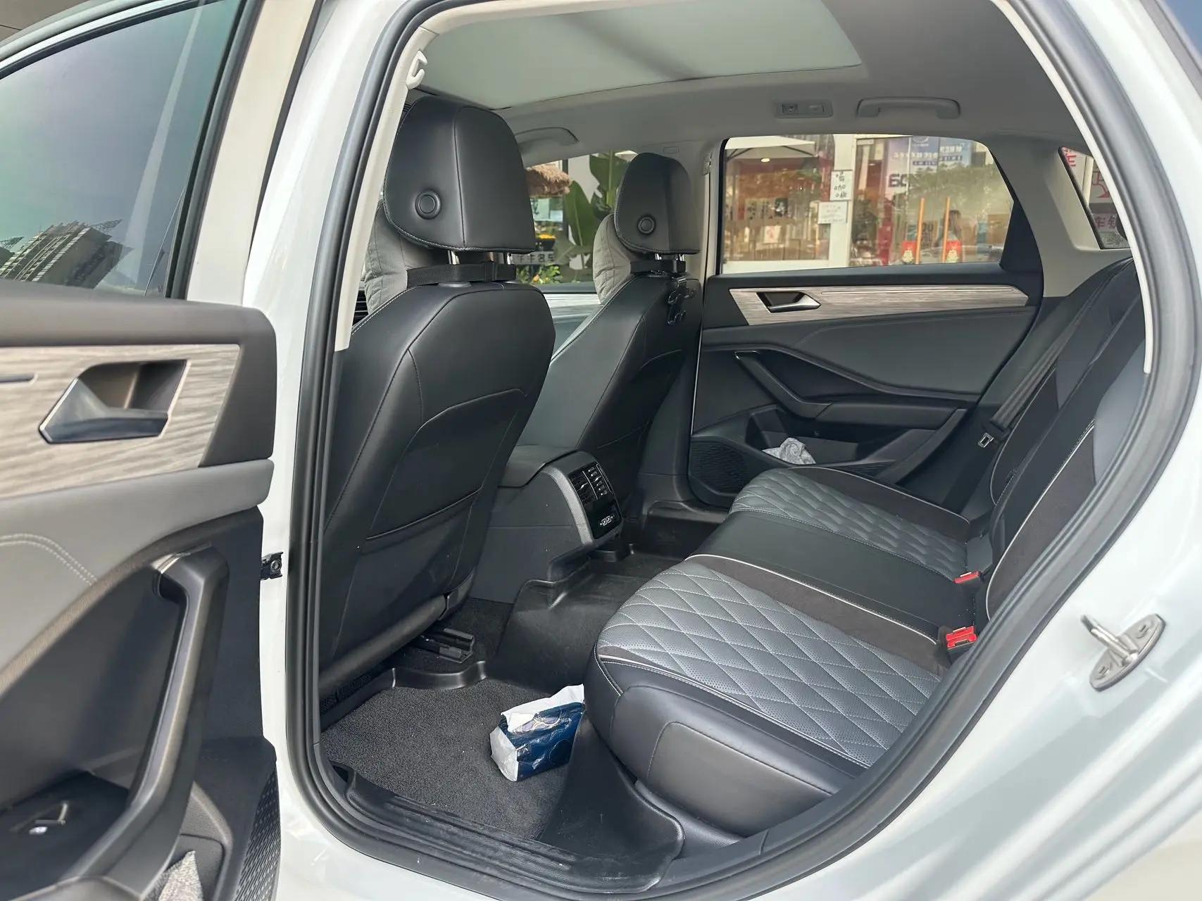 Sagittarius 2023 300TSI DSG Excellence Edition 7
