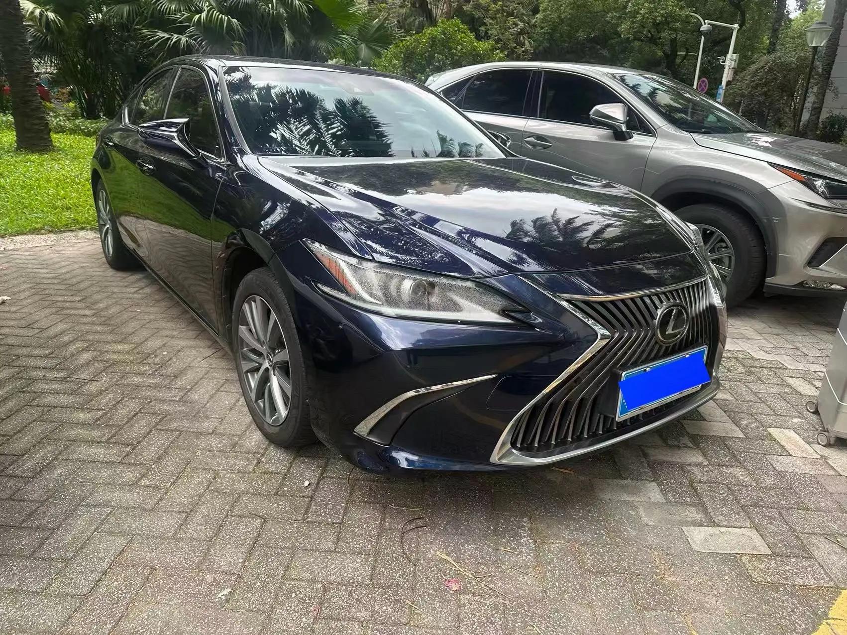 Lexus ES 2020 200 Excellence Edition 2