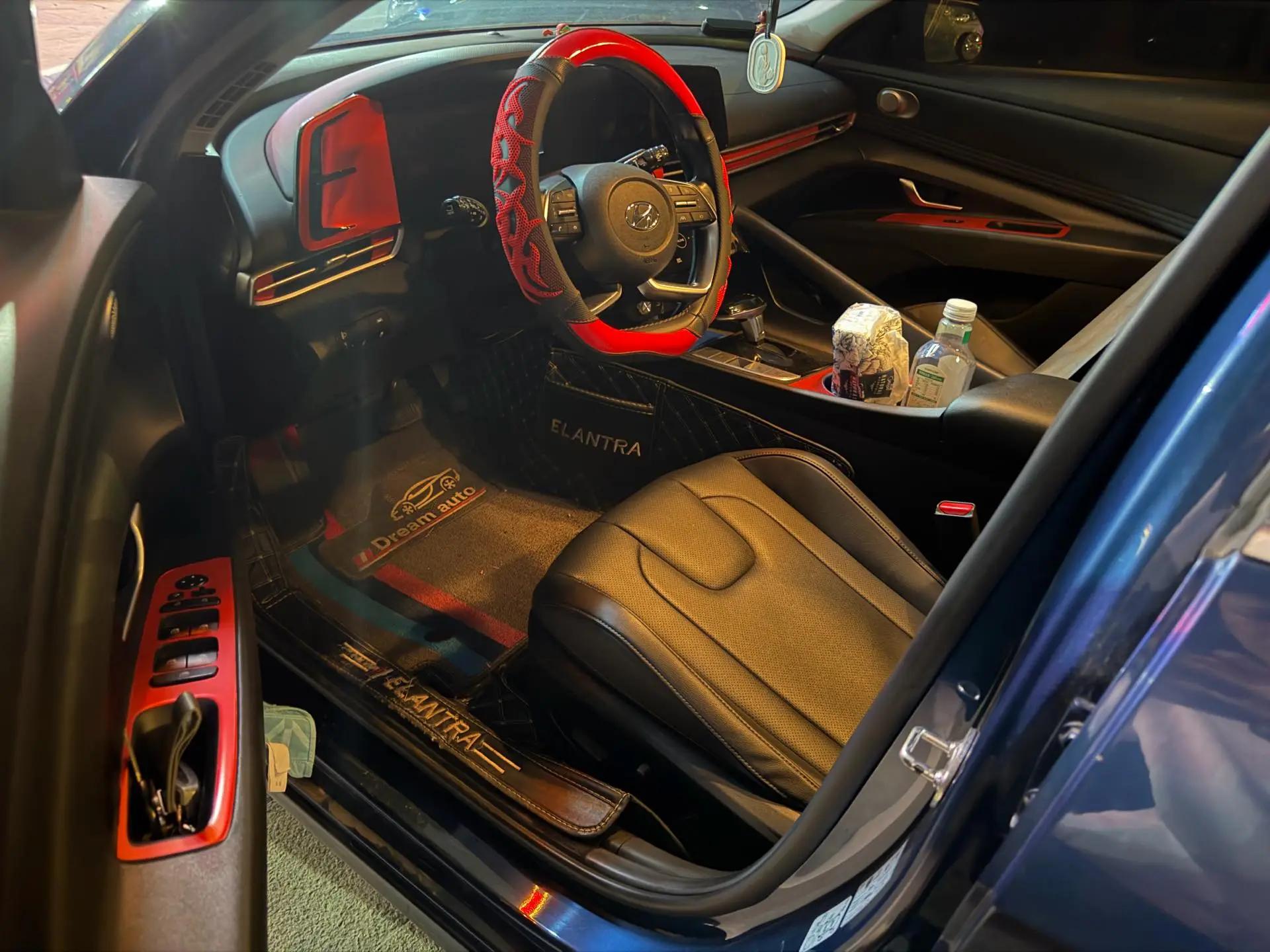Elantra 2021 1.5L CVT LUX Prestige Edition 5