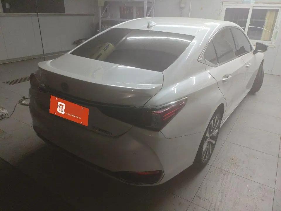 Lexus ES 2020 300h Excellent Edition 2