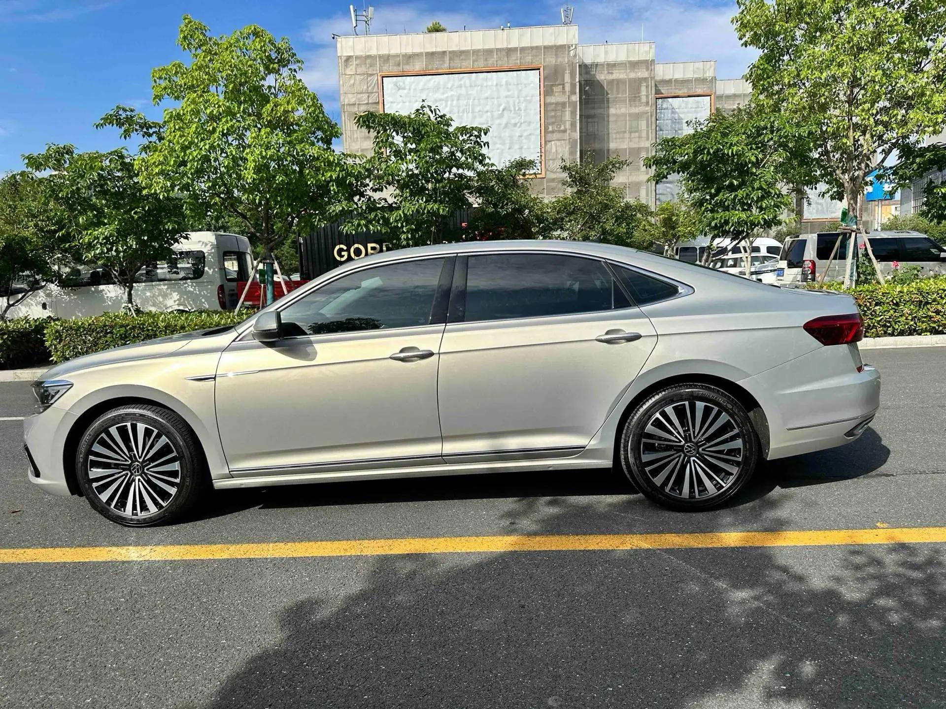 Passat 2021 330TSI Deluxe Edition 10