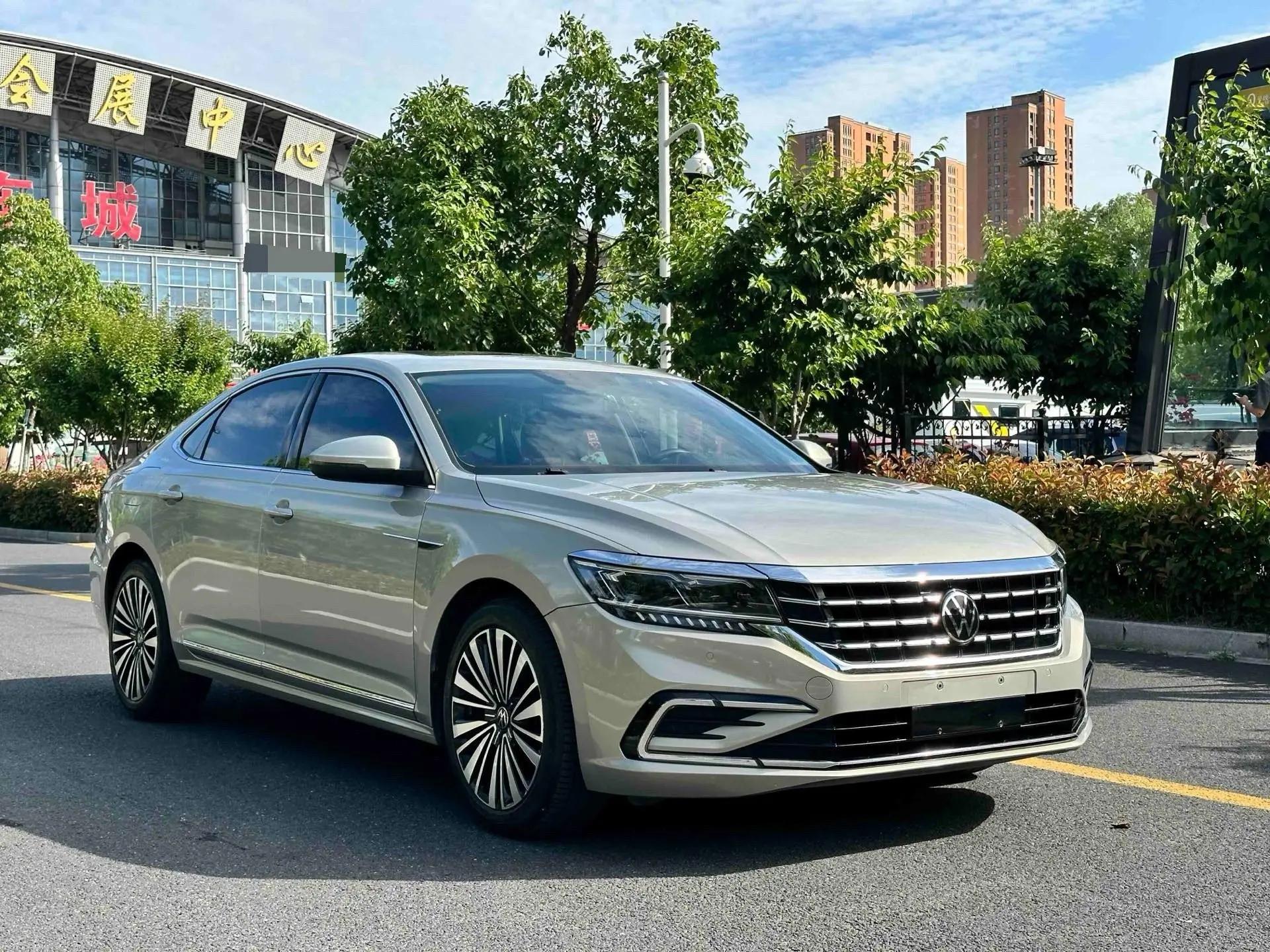 Passat 2021 330TSI Deluxe Edition 3