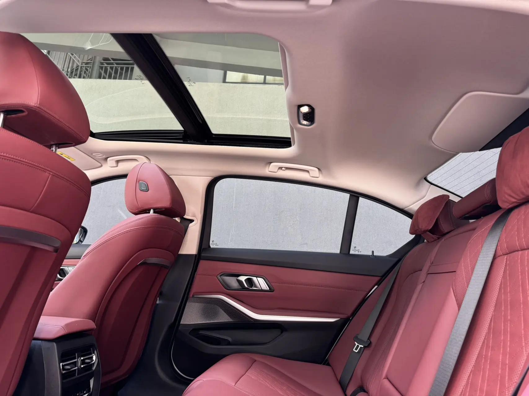 BMW 3 Series 2023 320Li M Sports Suit 9