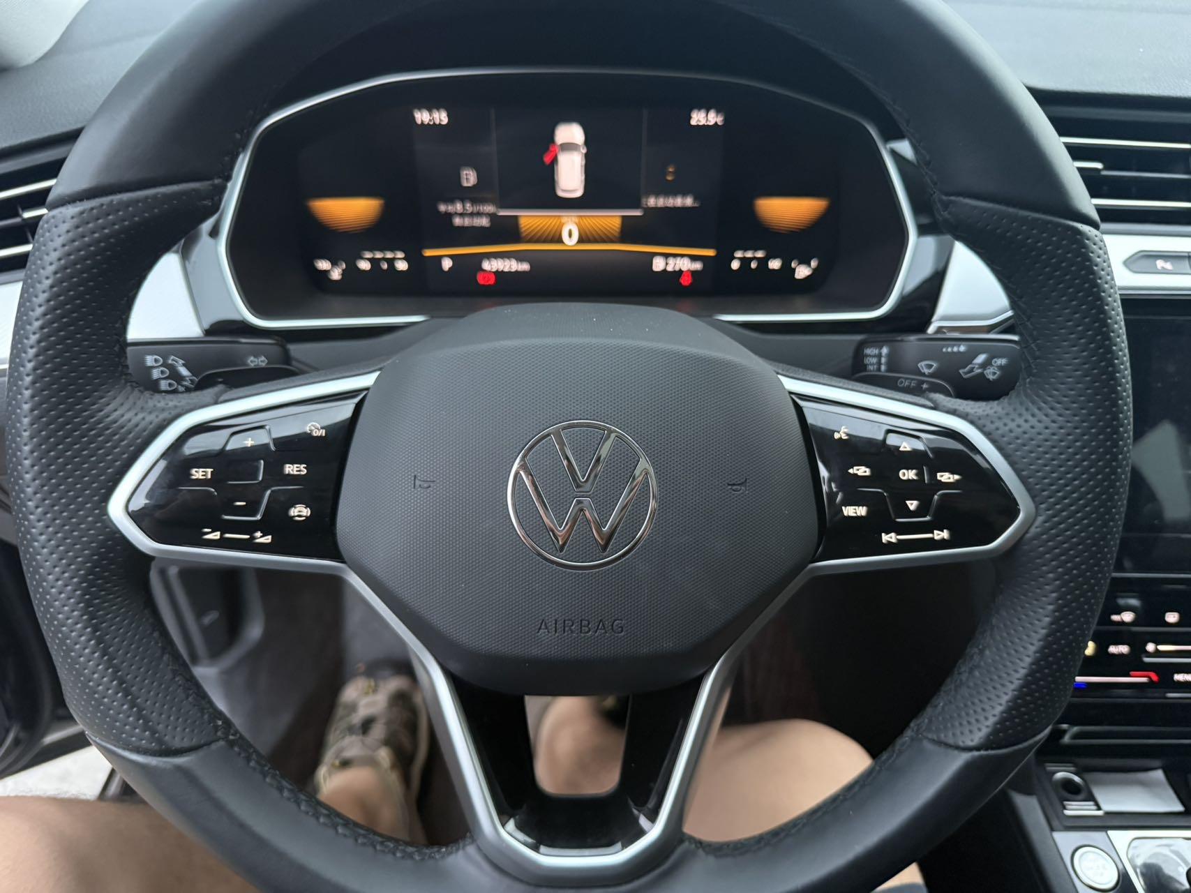 Magotan 2022 280TSI DSG Basic 3