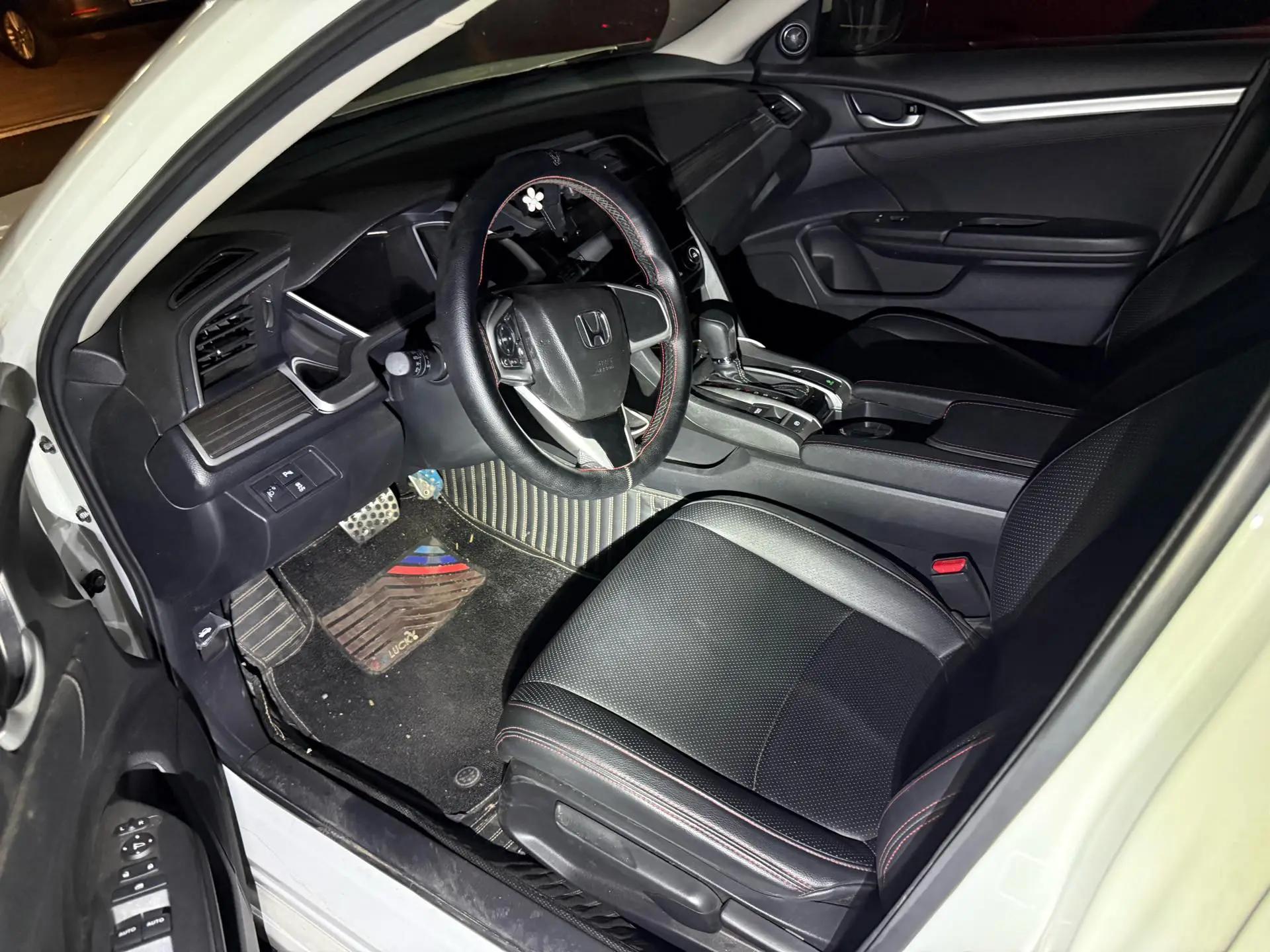 Civic 2019 220TURBO CVT Combustion Edition National V 4