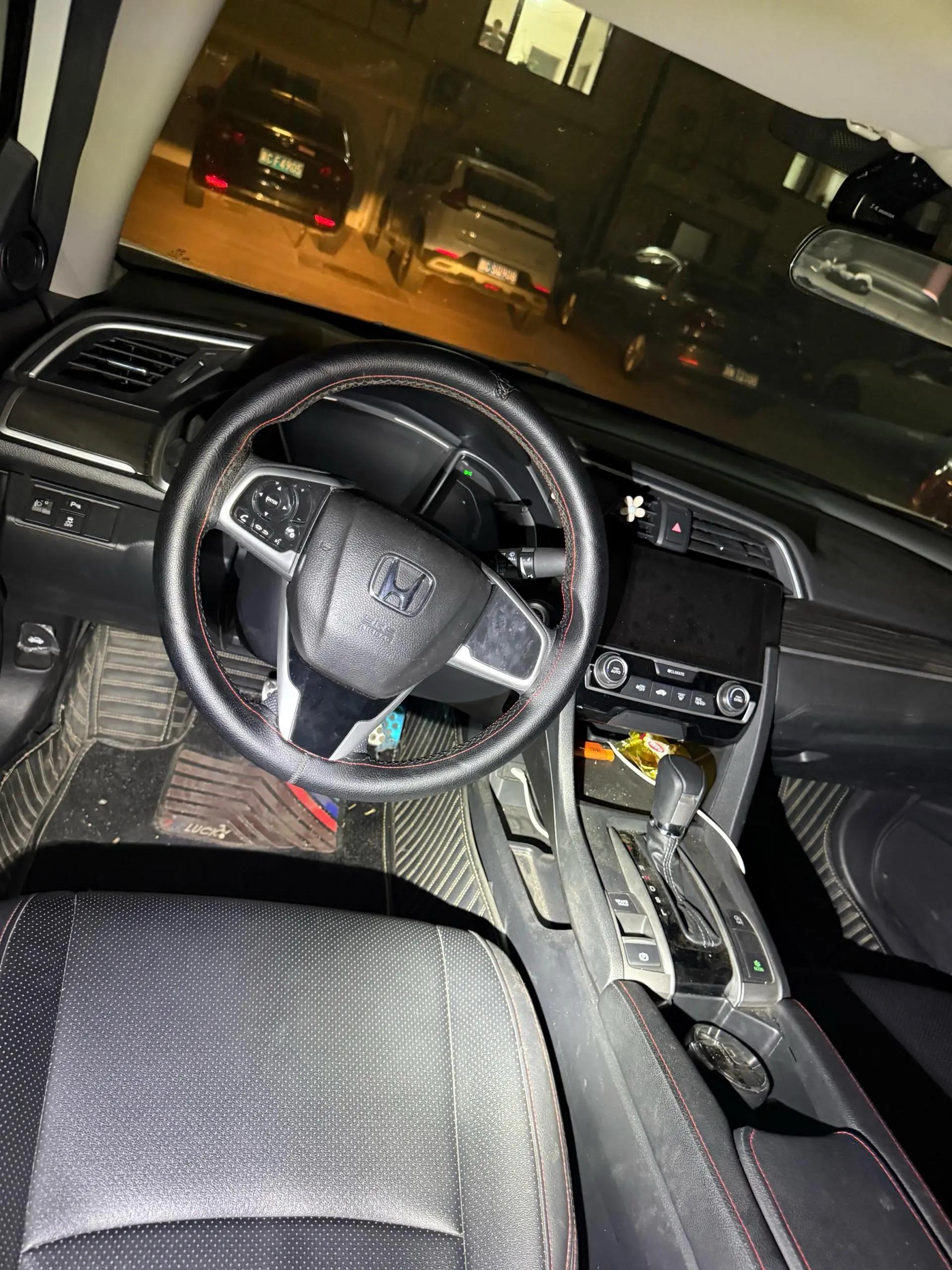 Civic 2019 220TURBO CVT Combustion Edition National V 7