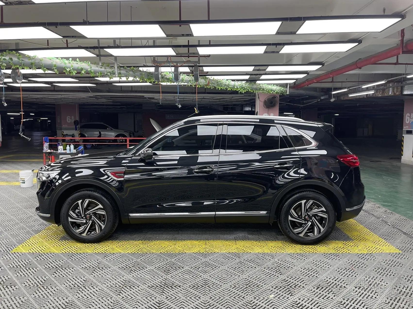 HongQi HS5 2022 to 2.0T Zhilian Flag Edition 8