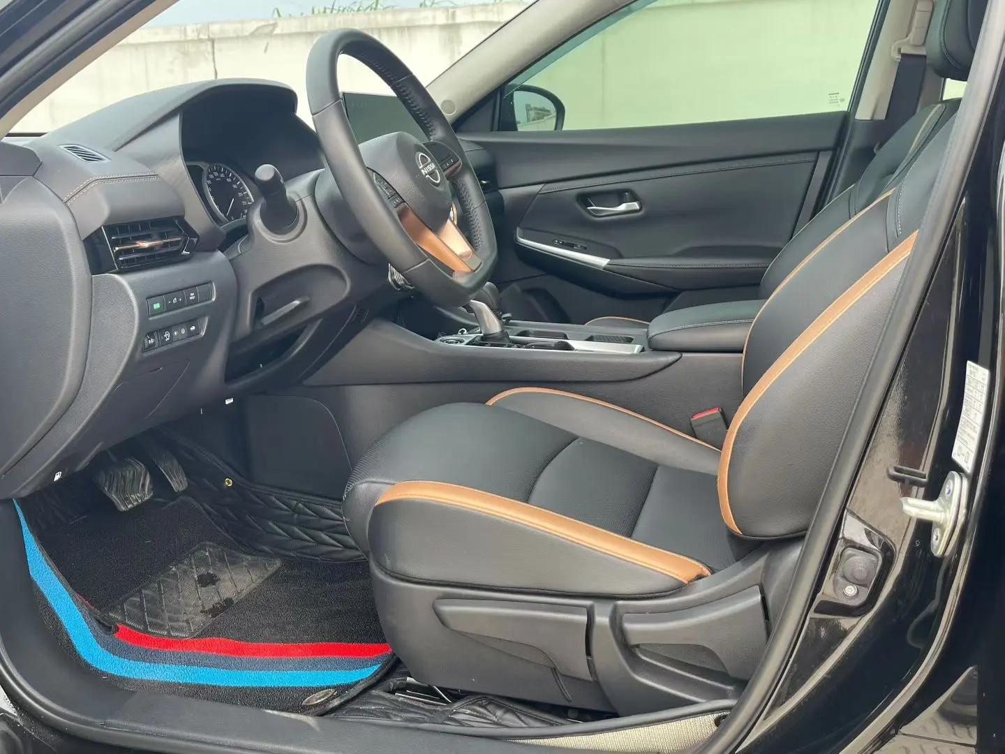 Nissan 2023 Sylphy 1.6 Stepless Black Gold Edition Automatic Gear 4
