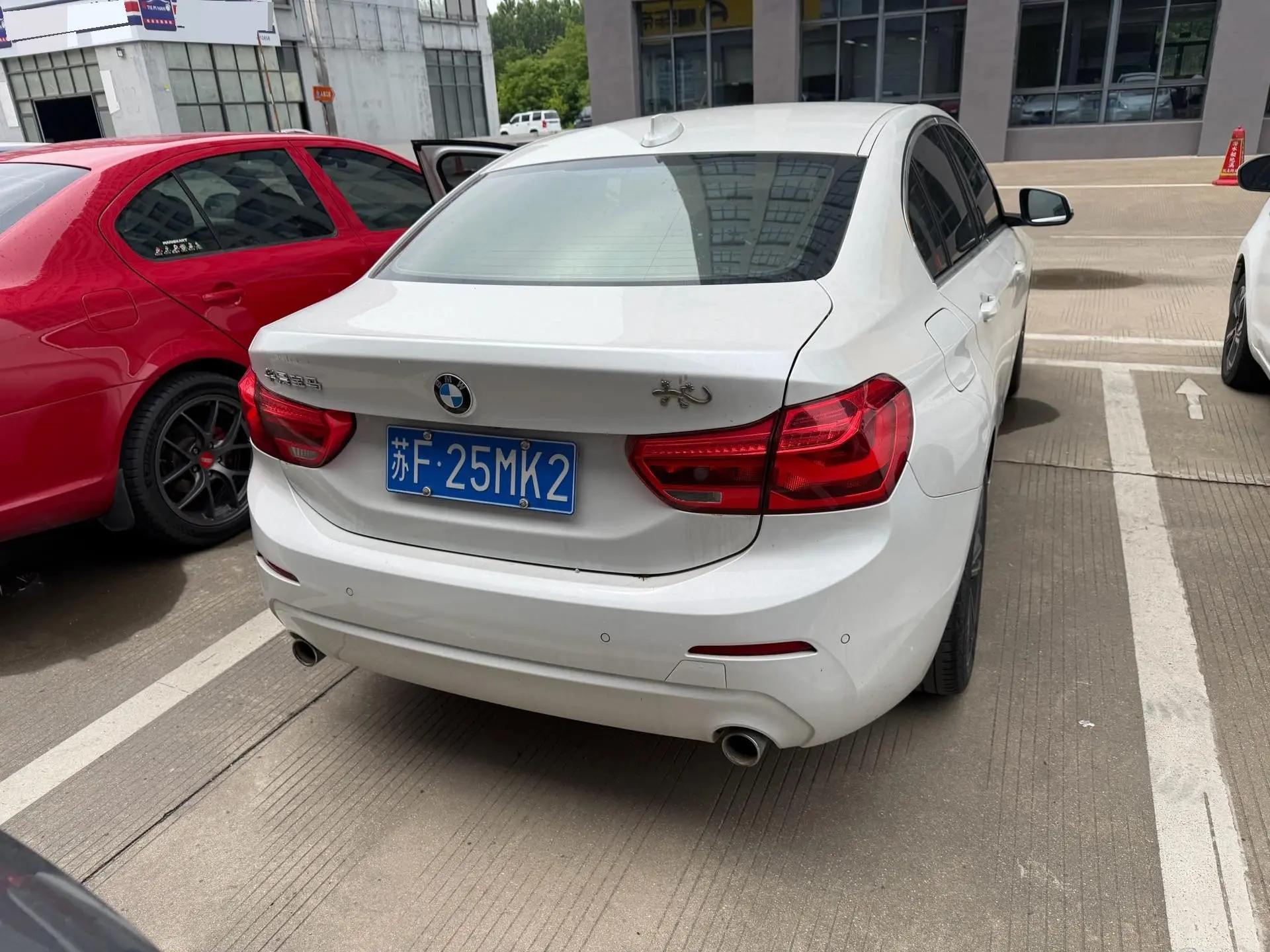 BMW 1 Series 2020 120i Luxury Model 2