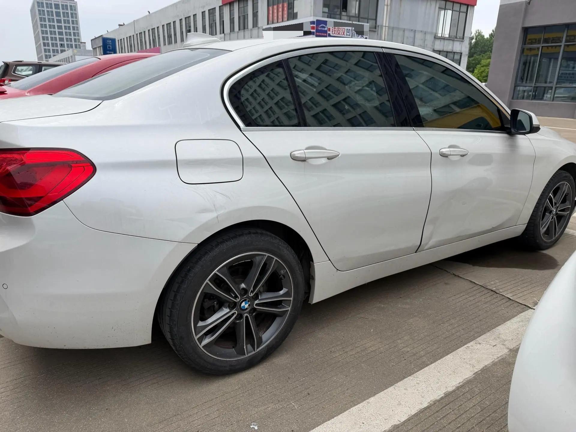 BMW 1 Series 2020 120i Luxury Model 3