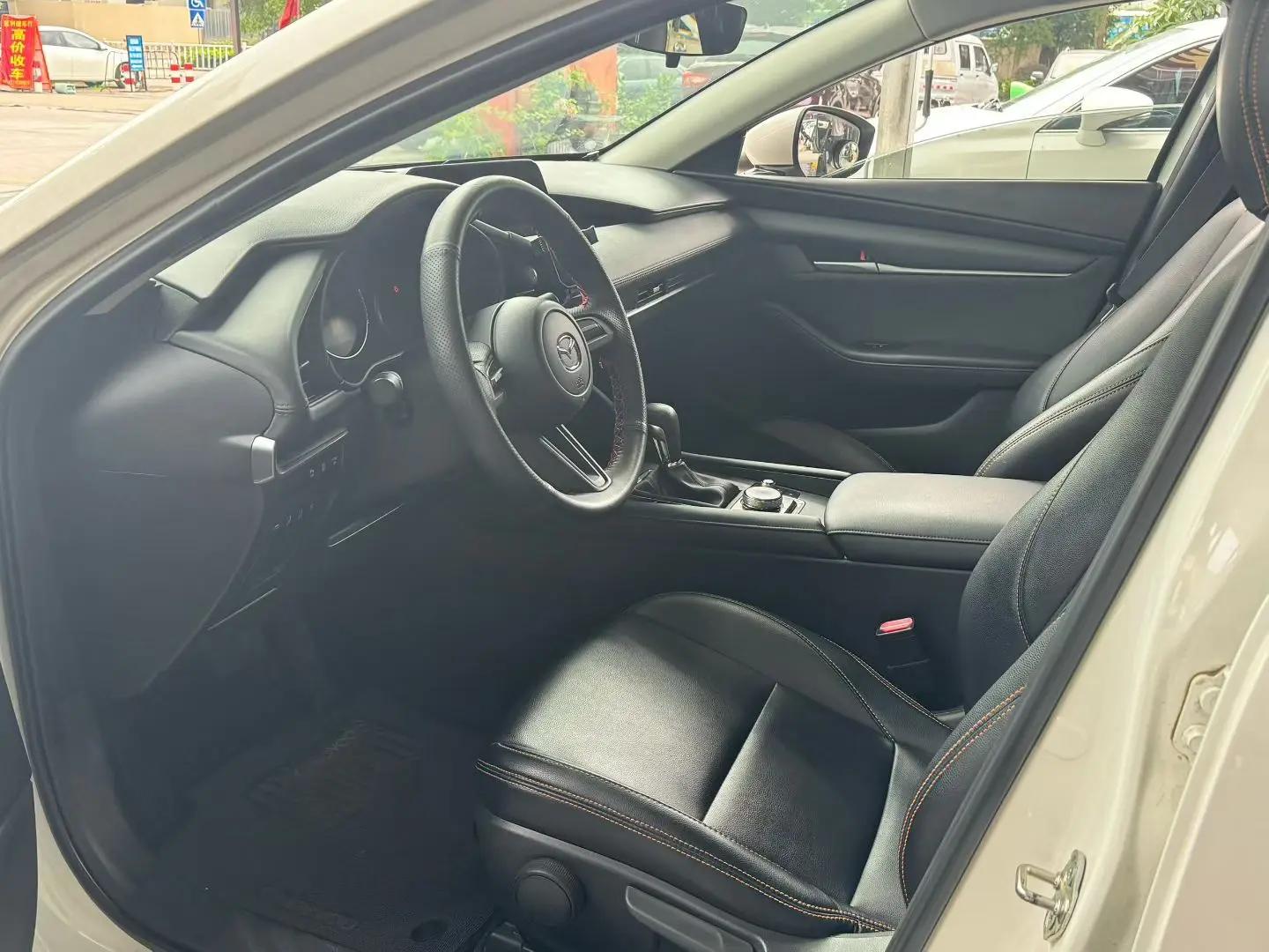 Mazda 3 Oncorsela 2022 2.0L Auto Quality Edition 3