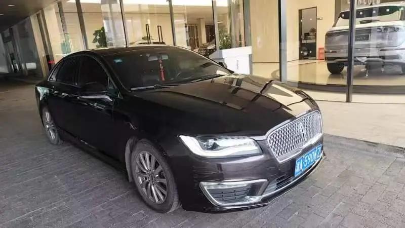 Lincoln MKZ 2019 2.0T Premium Edition National V 5