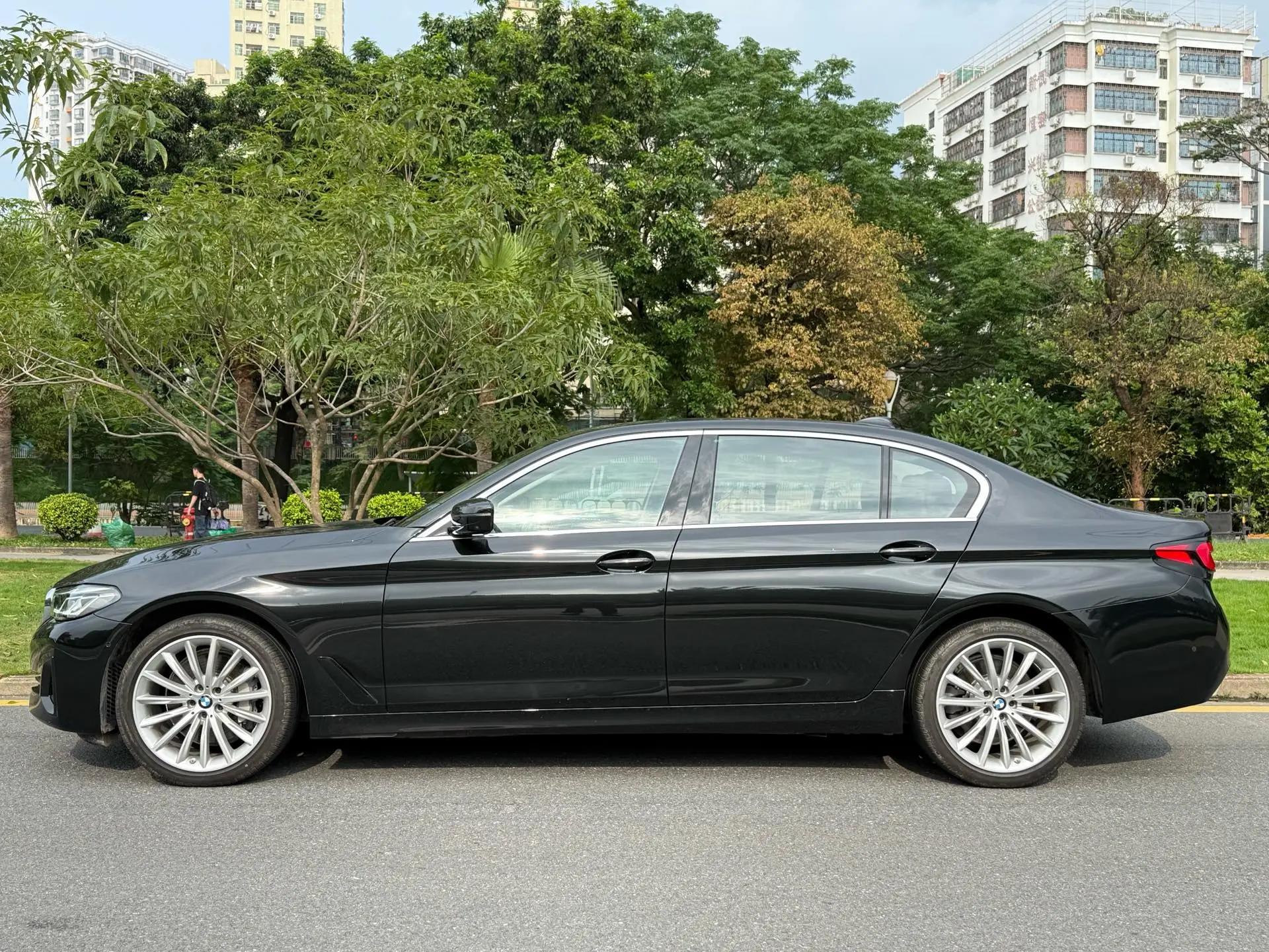 BMW 5 Series 2022 Modified 530Li Premium Luxury Suit 2