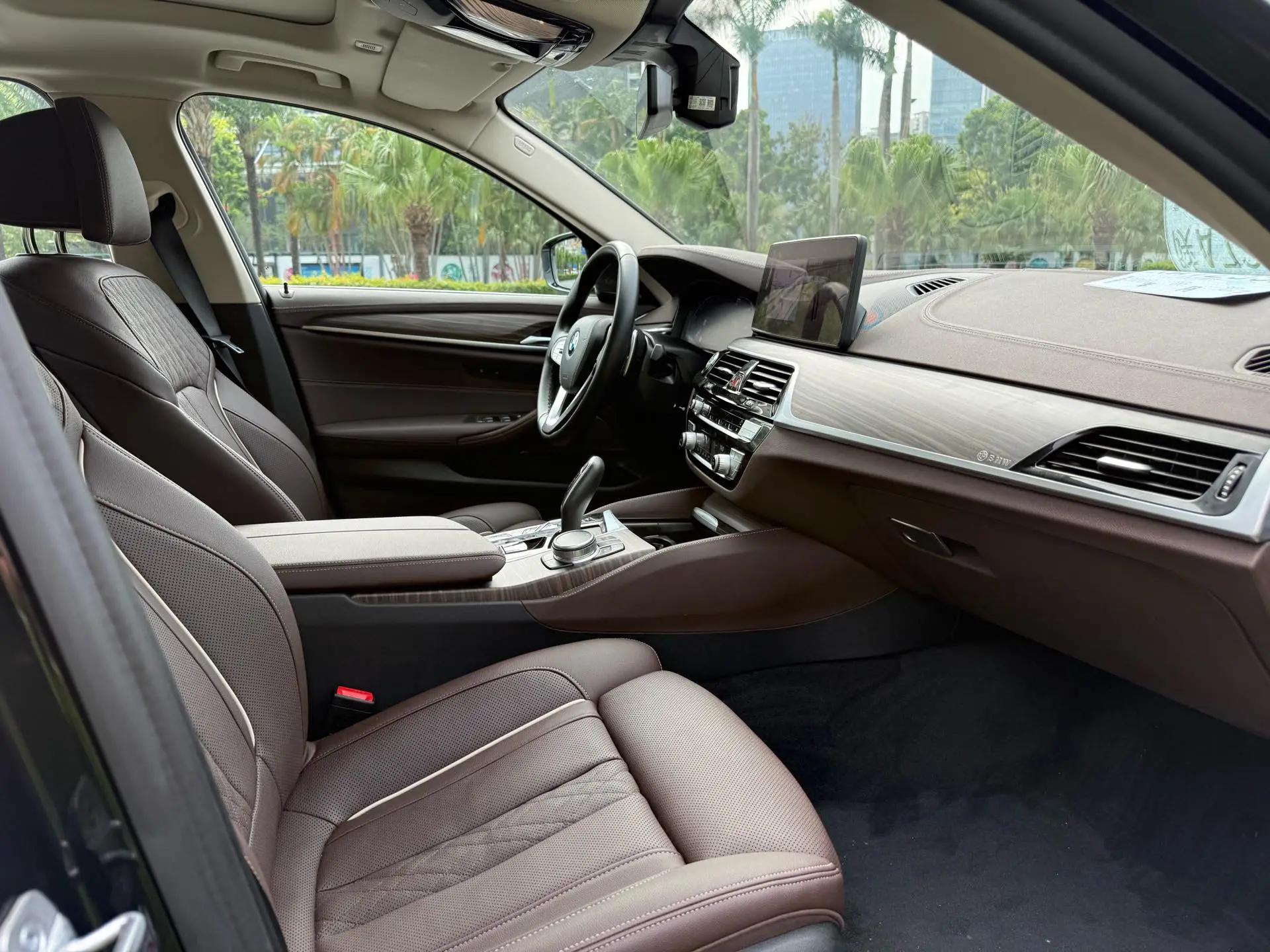 BMW 5 Series 2022 Modified 530Li Premium Luxury Suit 8