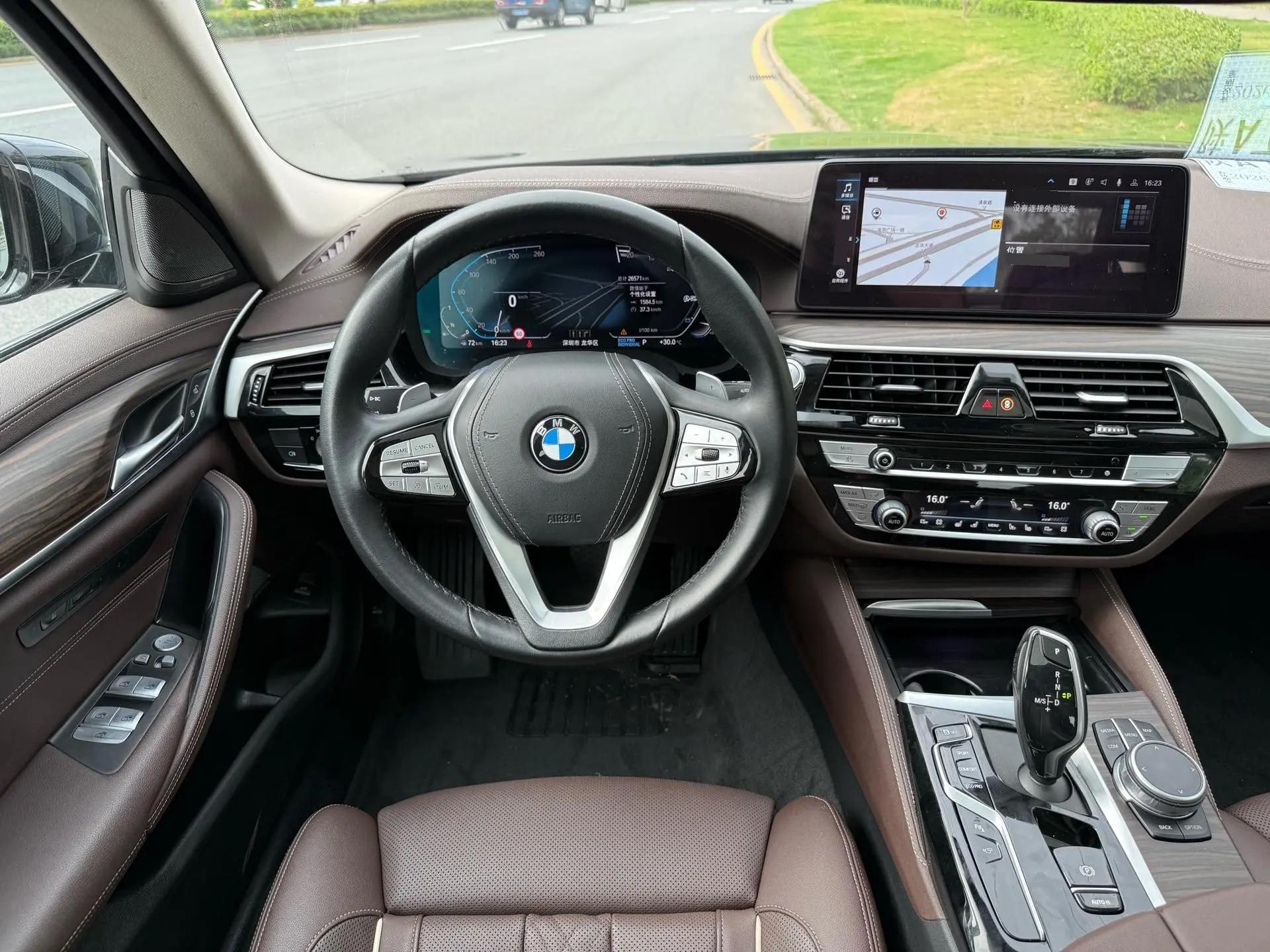 BMW 5 Series 2022 Modified 530Li Premium Luxury Suit 9